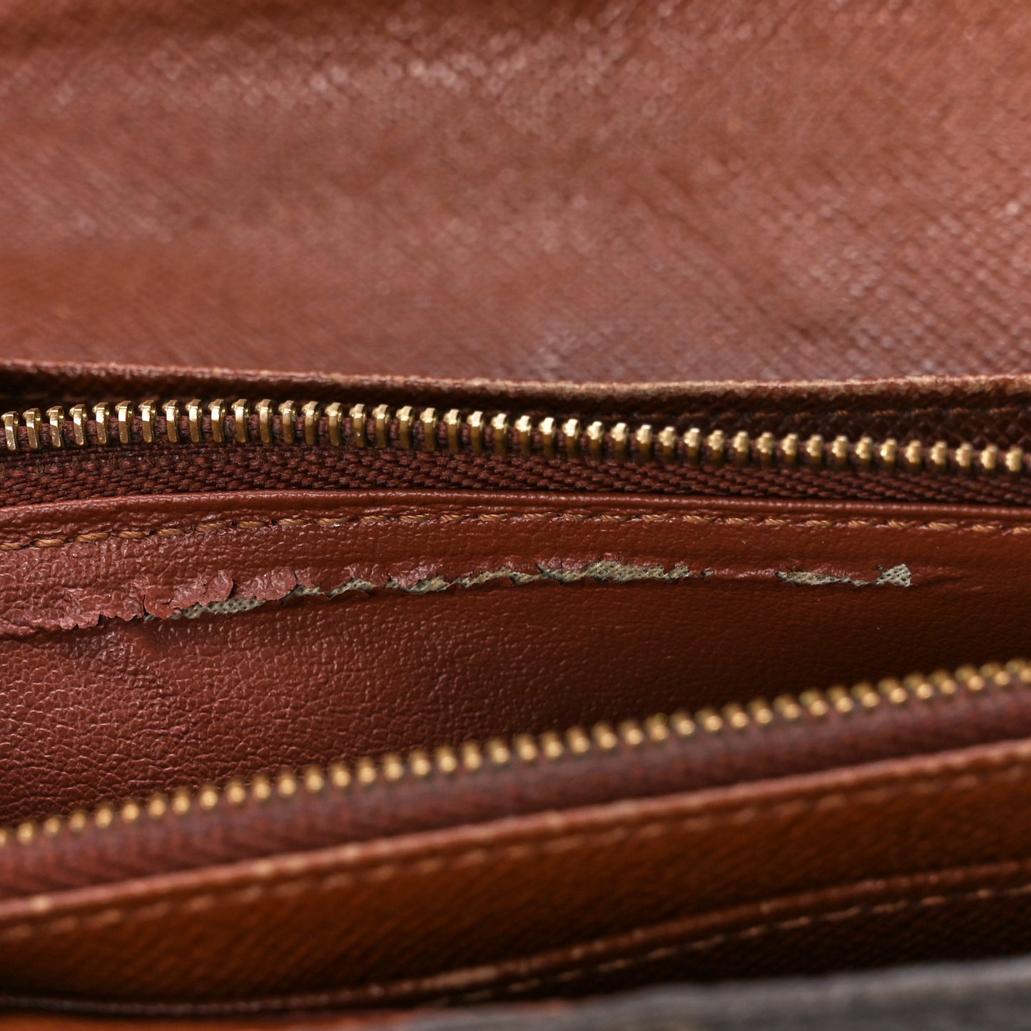 Monogram Sarah Wallet NM