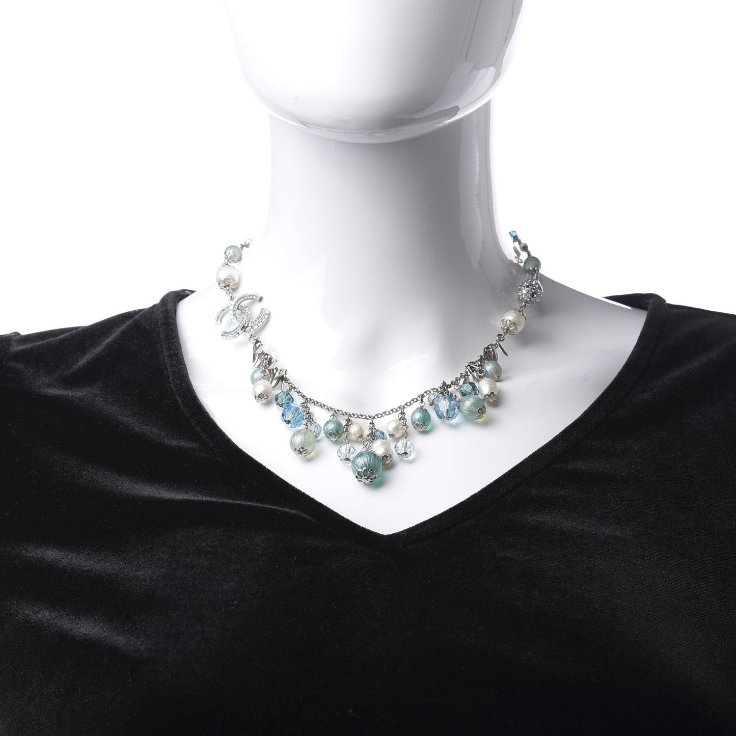 Pearl Crystal CC Beaded Short Necklace Silver Blue