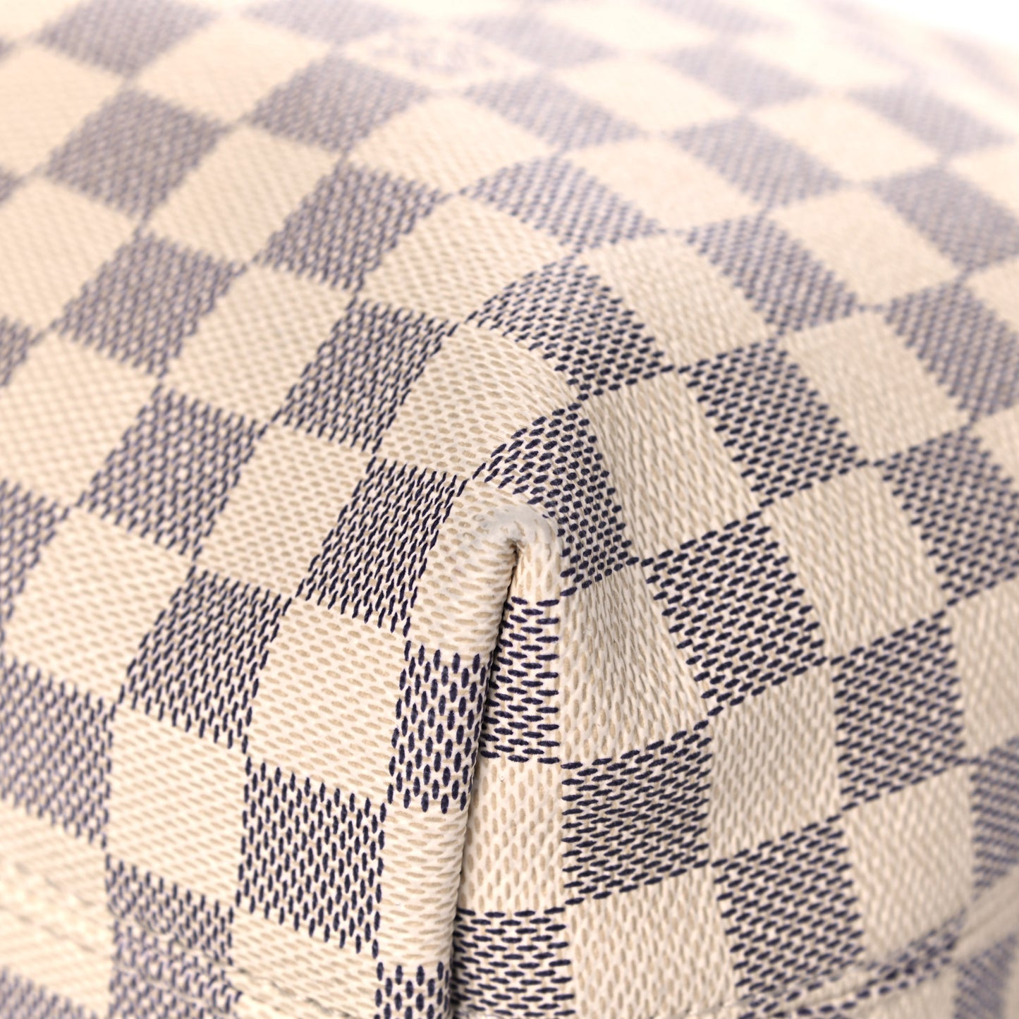 Damier Azur Graceful PM Beige