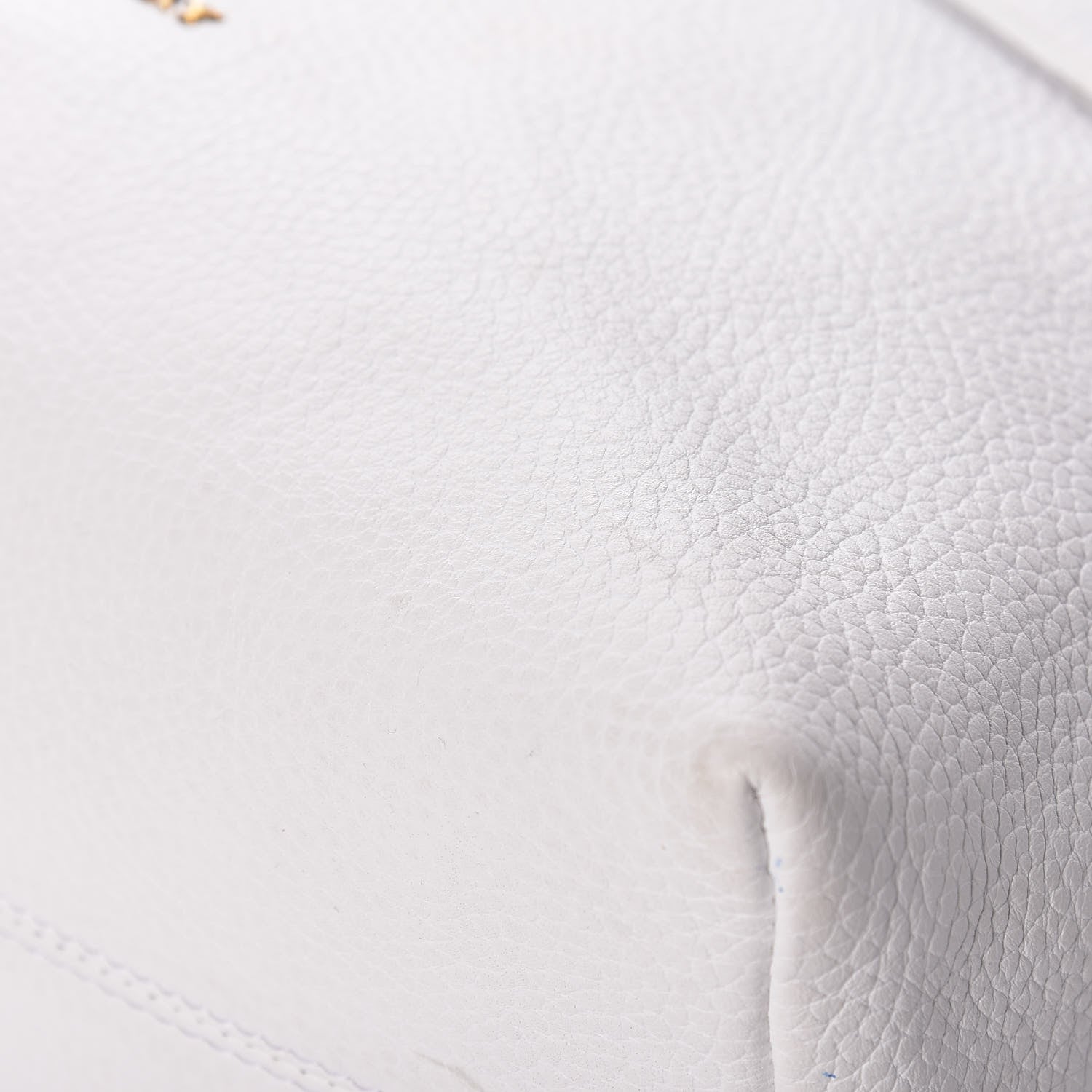 Burberry London Grainy Calfskin Medium Baynard Tote White 12 of 20