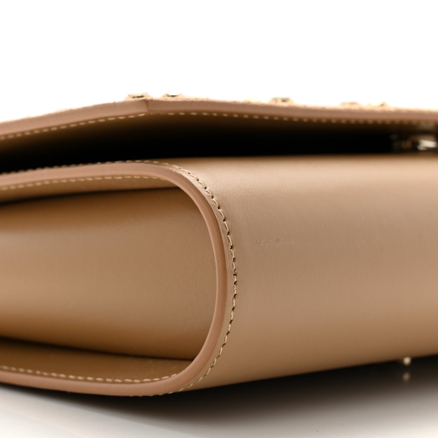 Suede Spikes Loubinthesky Paloma Clutch Lionne