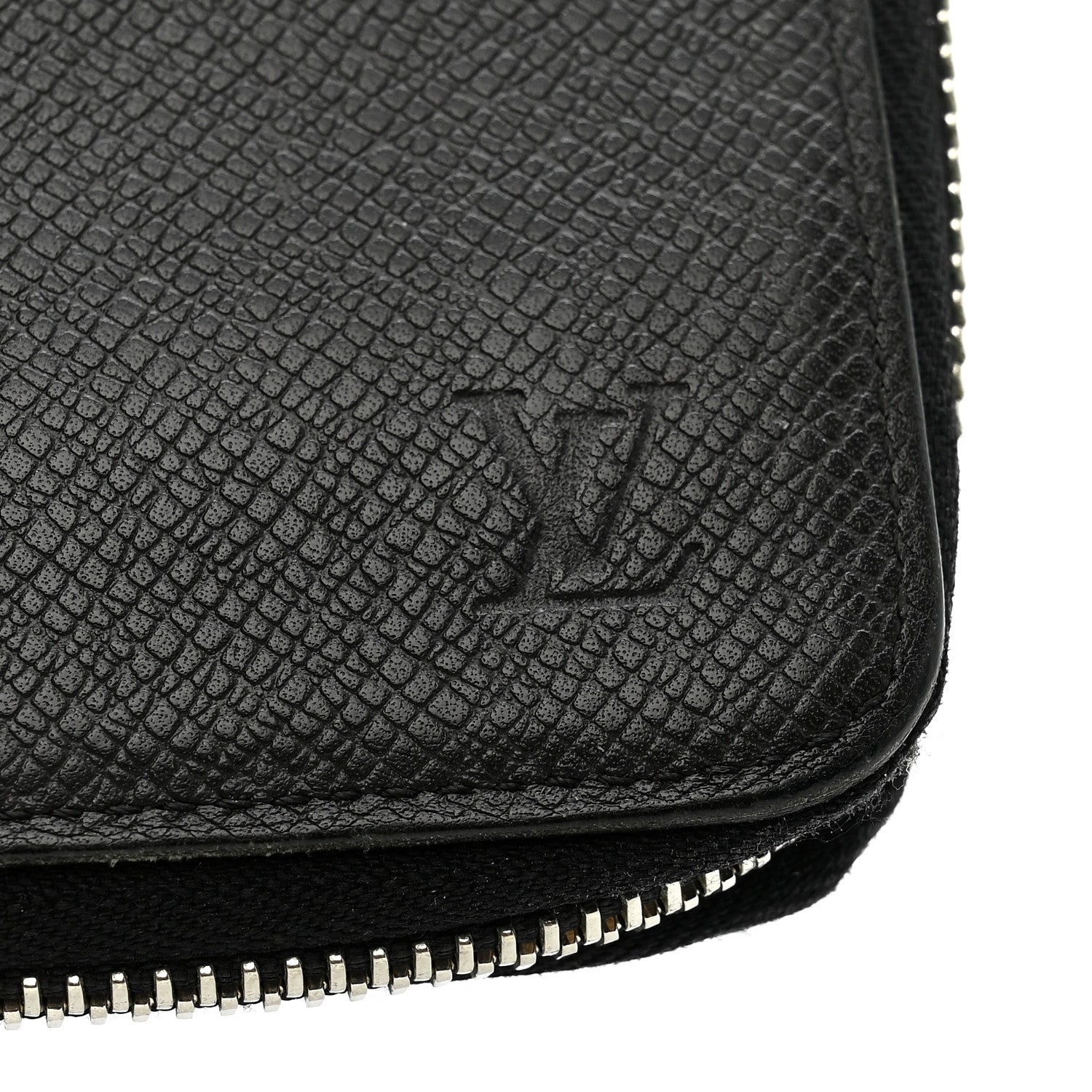 Louis Vuitton Taiga Vertical Zippy Wallet Black 6 of 9