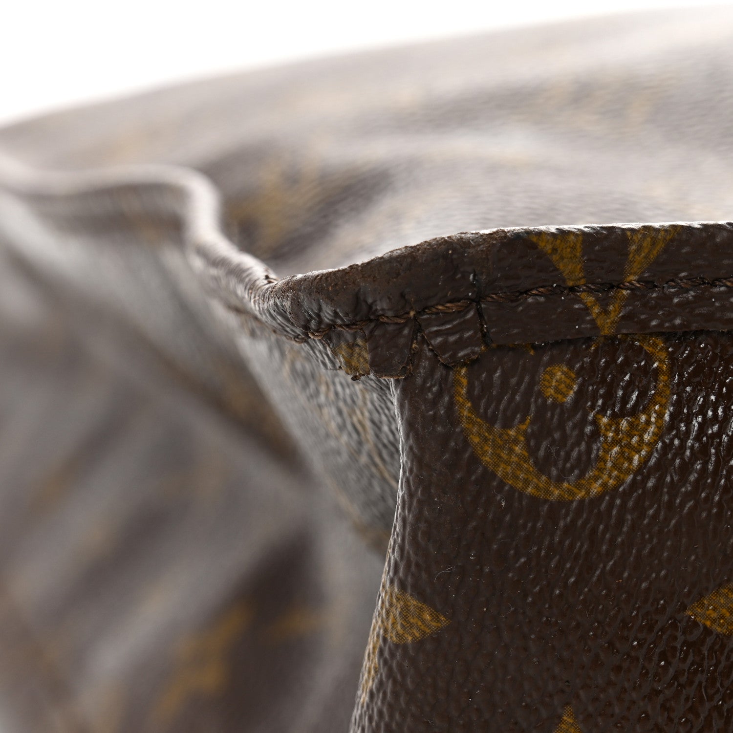 Louis Vuitton Monogram Sac Plat 23 of 23