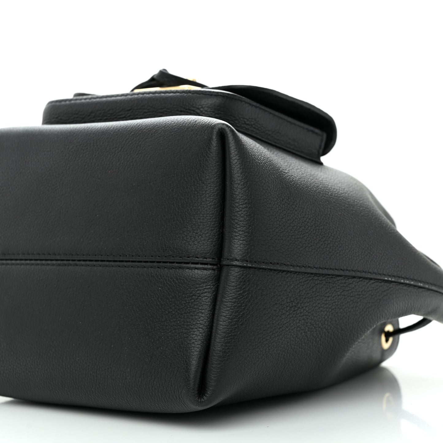 Calfskin Lockme Bucket MM Black