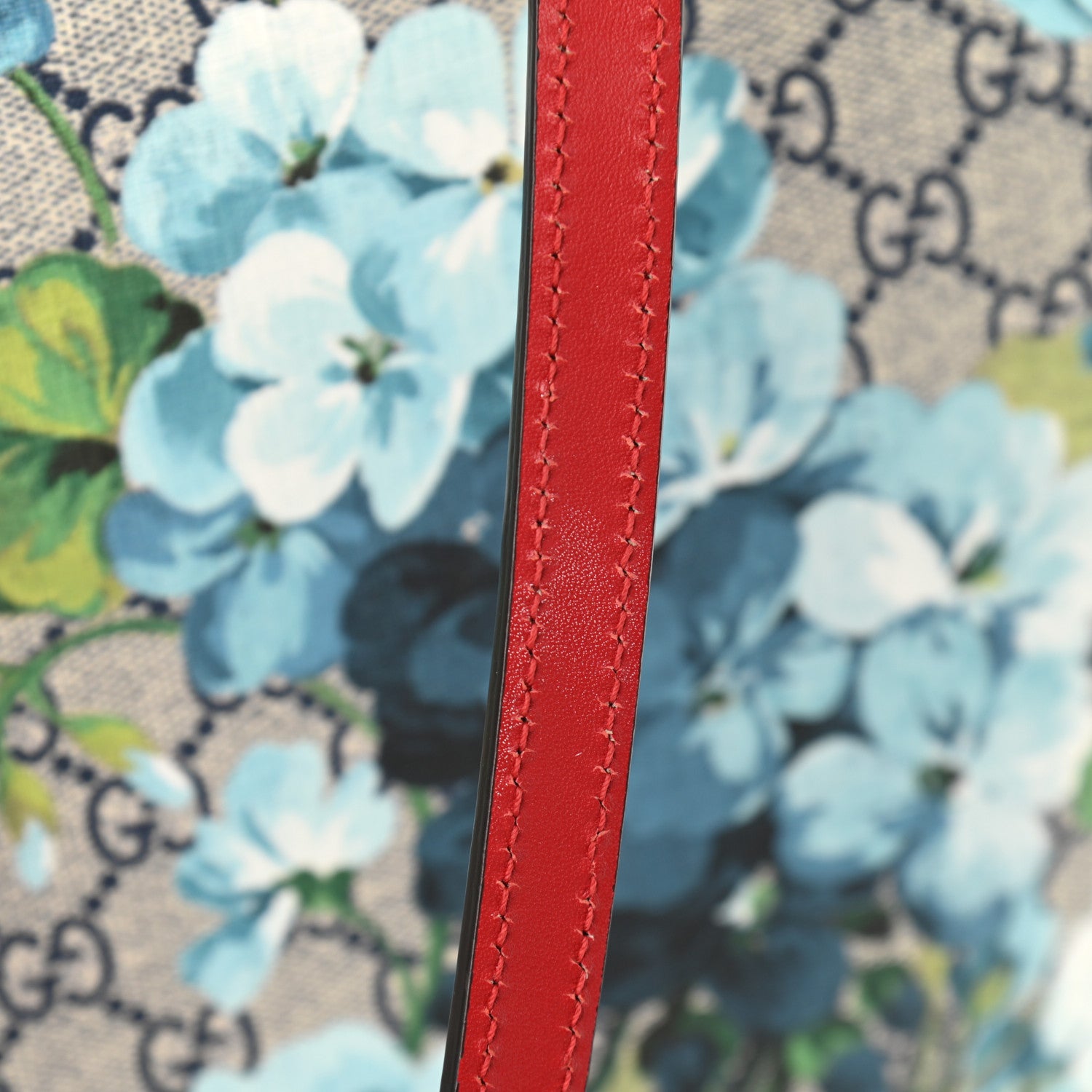 Gucci GG Supreme Monogram Blooms Medium Zippered Bucket Tote Beige Blue Navy Hibiscus Red 11 of 12