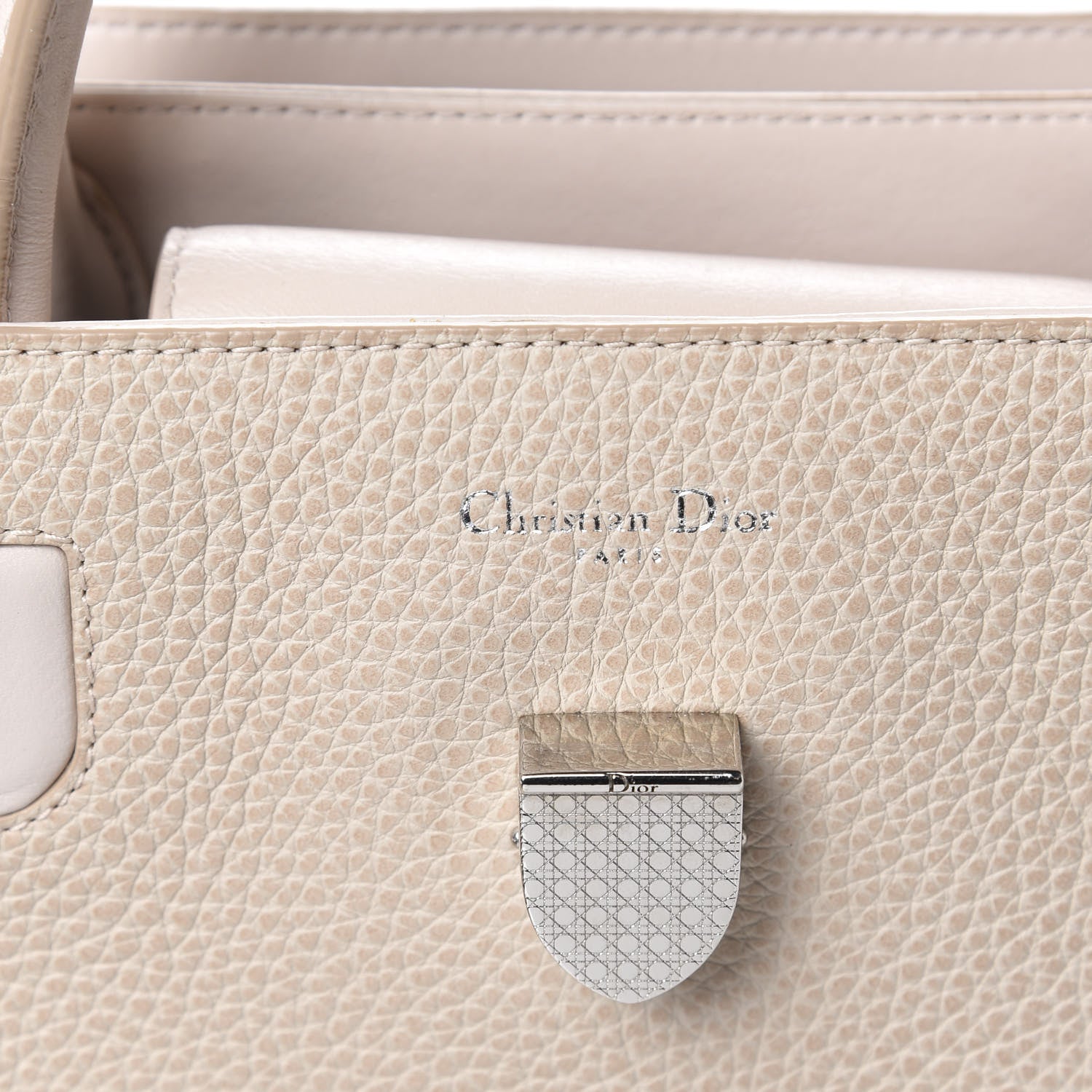 Christian Dior Bullcalf Medium Diorever Flap Rose Poudre 11 of 12
