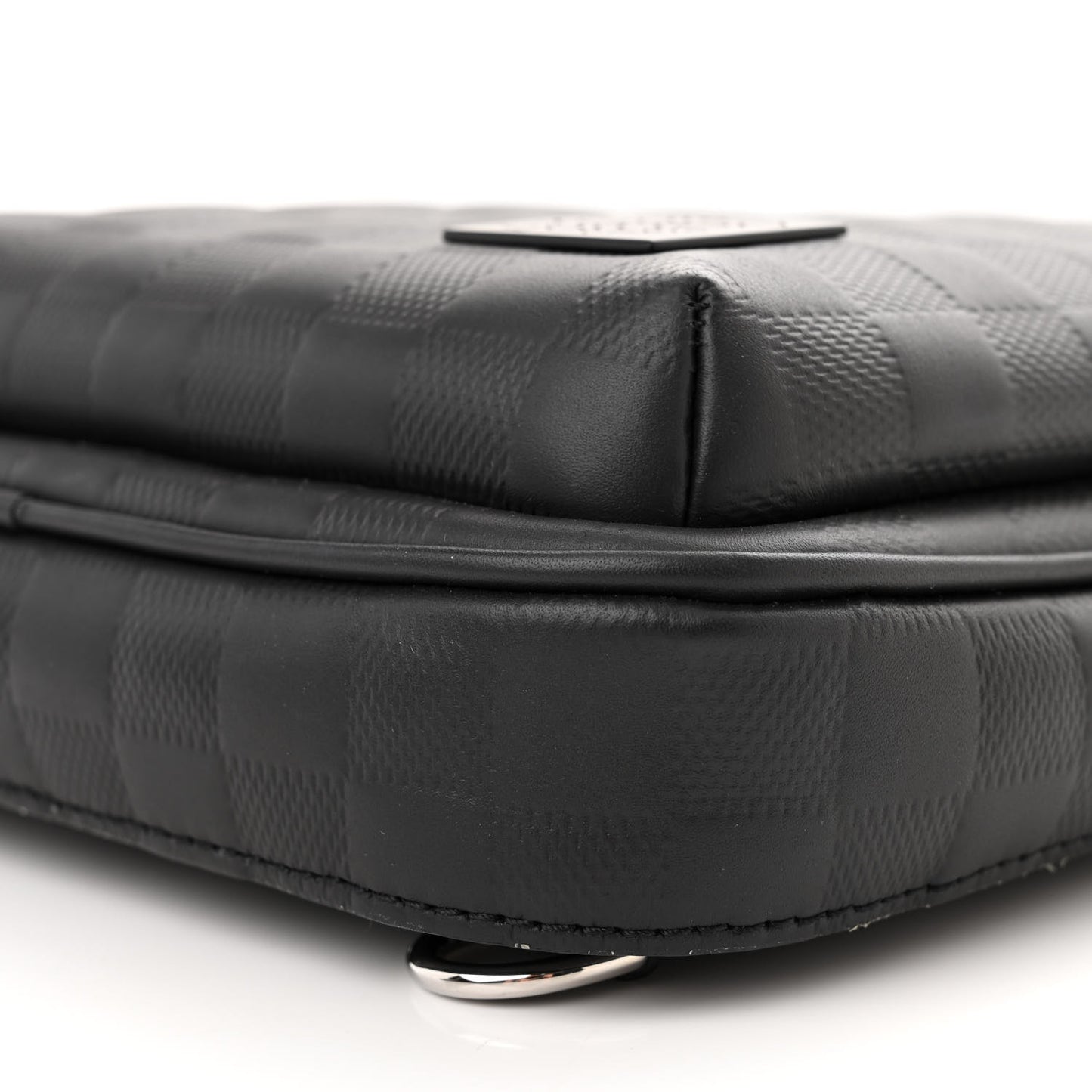 Damier Infini Avenue Sling Bag NM Onyx