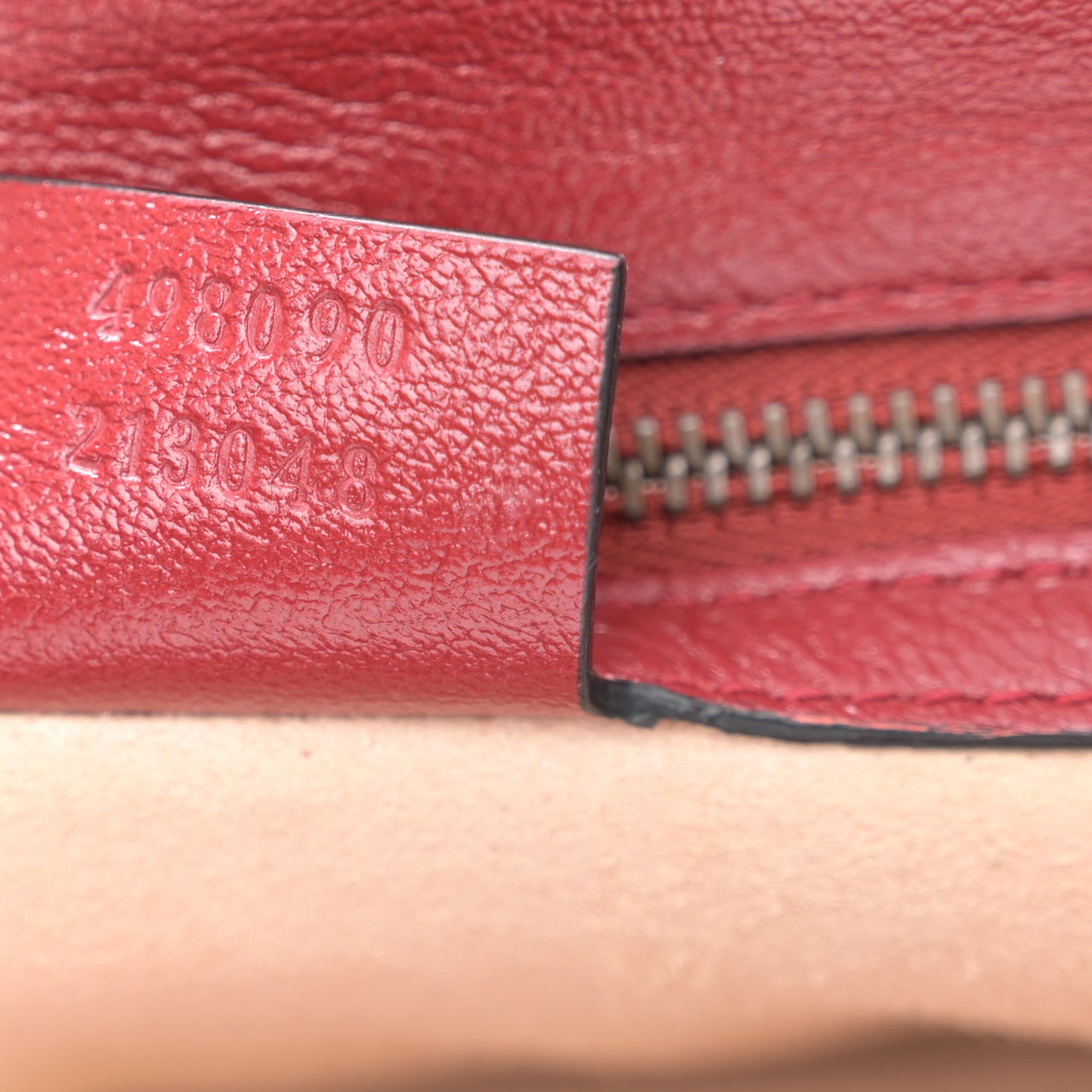 Vintage Effect Calfskin Matelasse Diagonal Large Torchon GG Marmont Shoulder Bag Black Romantic Cherry