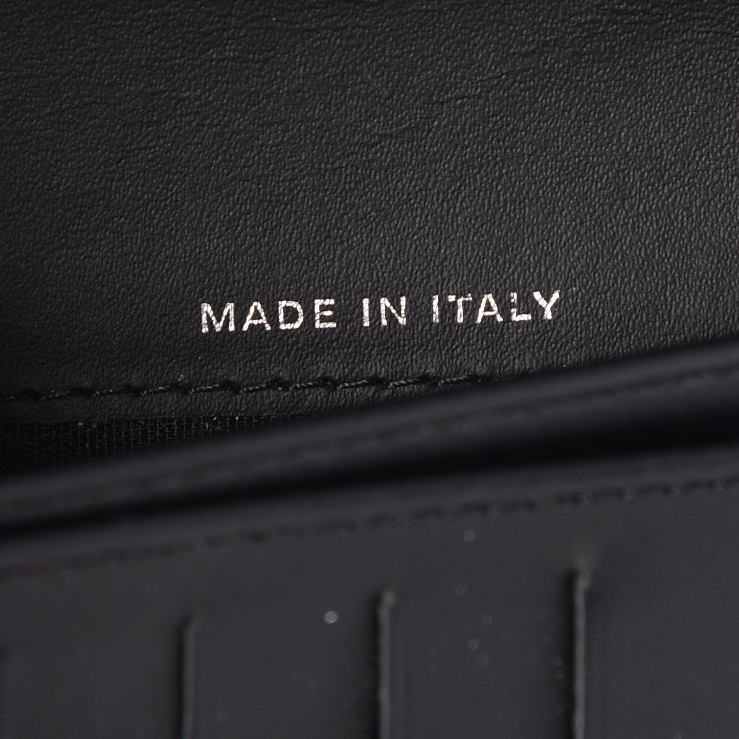 Caviar Timeless CC Yen Wallet Black