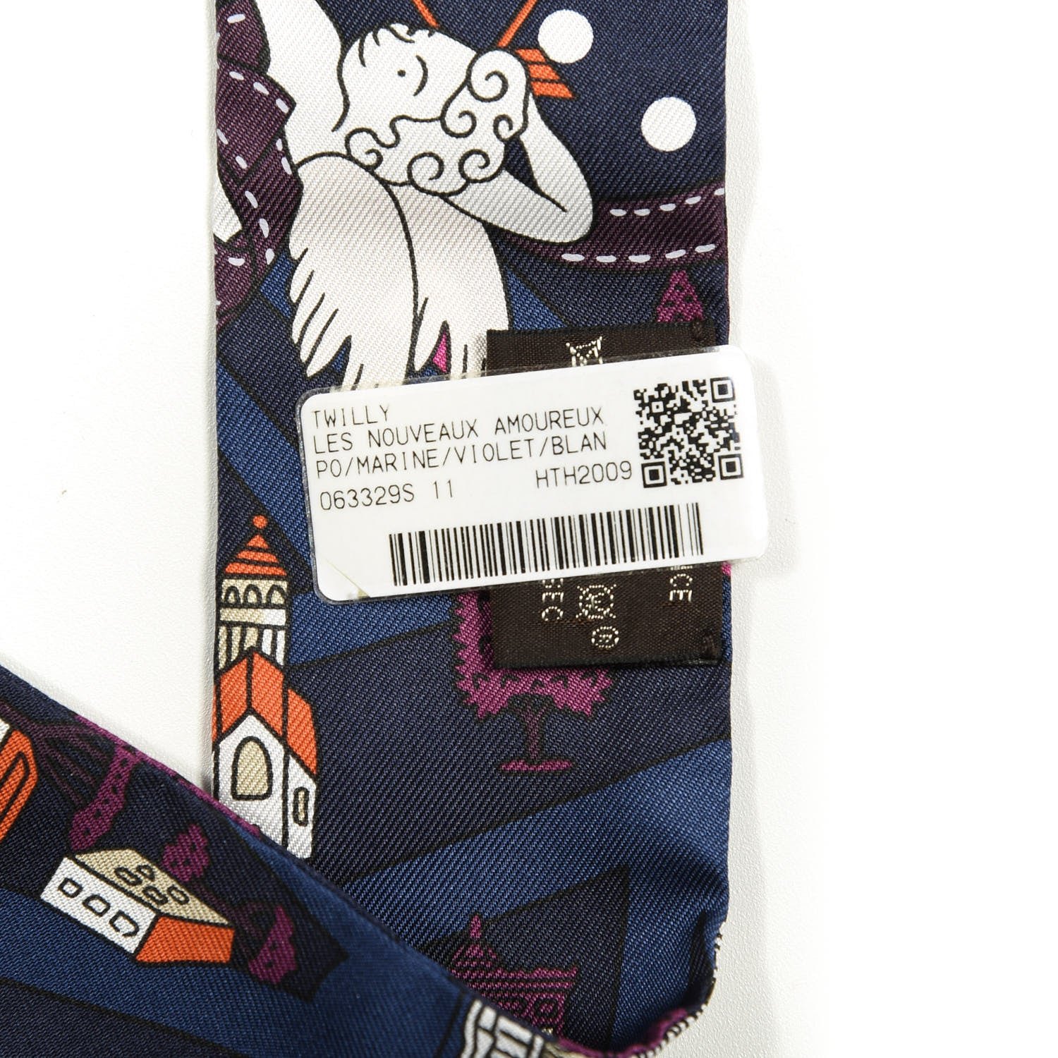 Hermes Silk Les Nouveaux Amoureux de Paris Twilly Marine Violet White 3 of 3