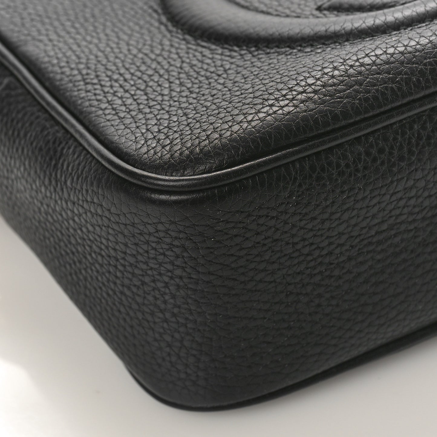 Pebbled Calfskin Small Soho Disco Bag Black