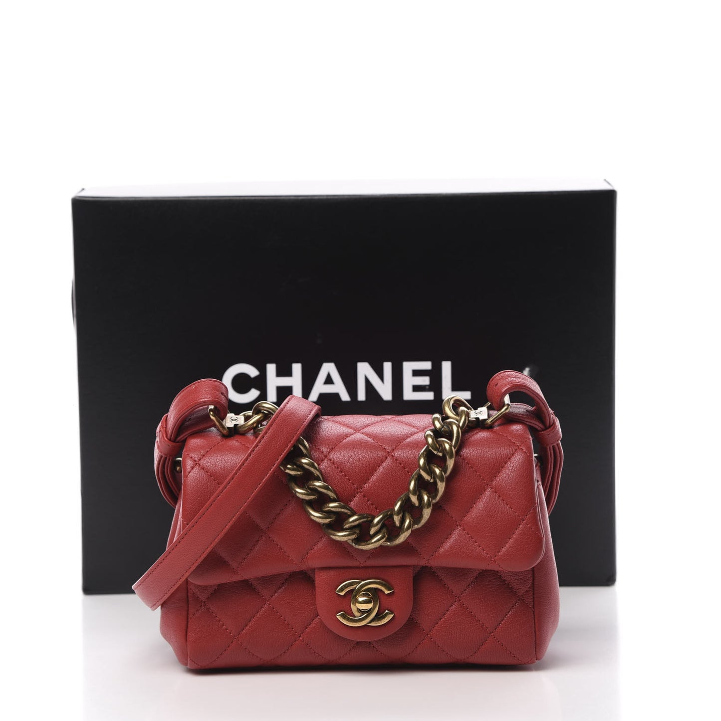 Shiny Sheepskin Quilted Mini Trapezio Flap Red