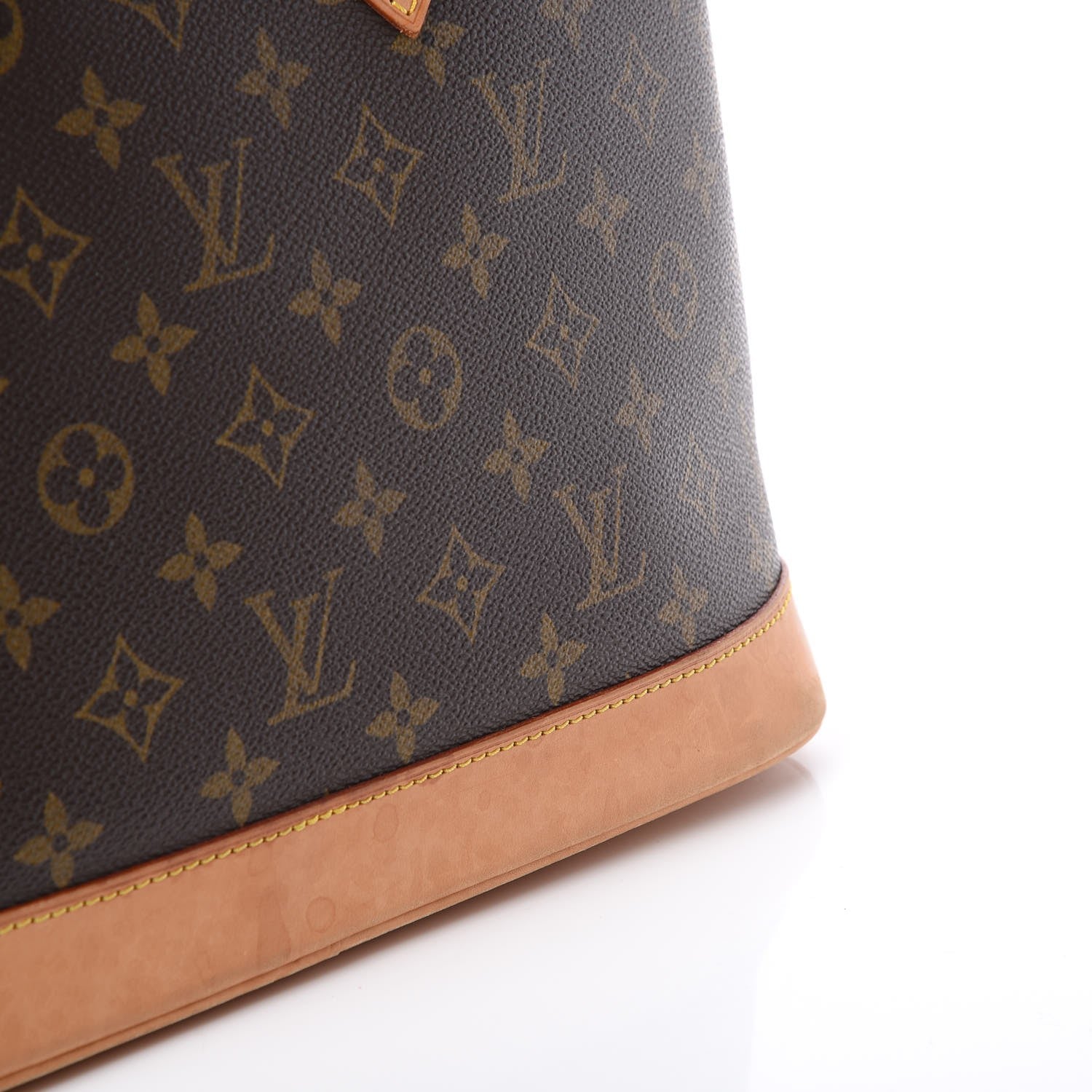 Louis Vuitton Monogram Alma PM 18 of 22