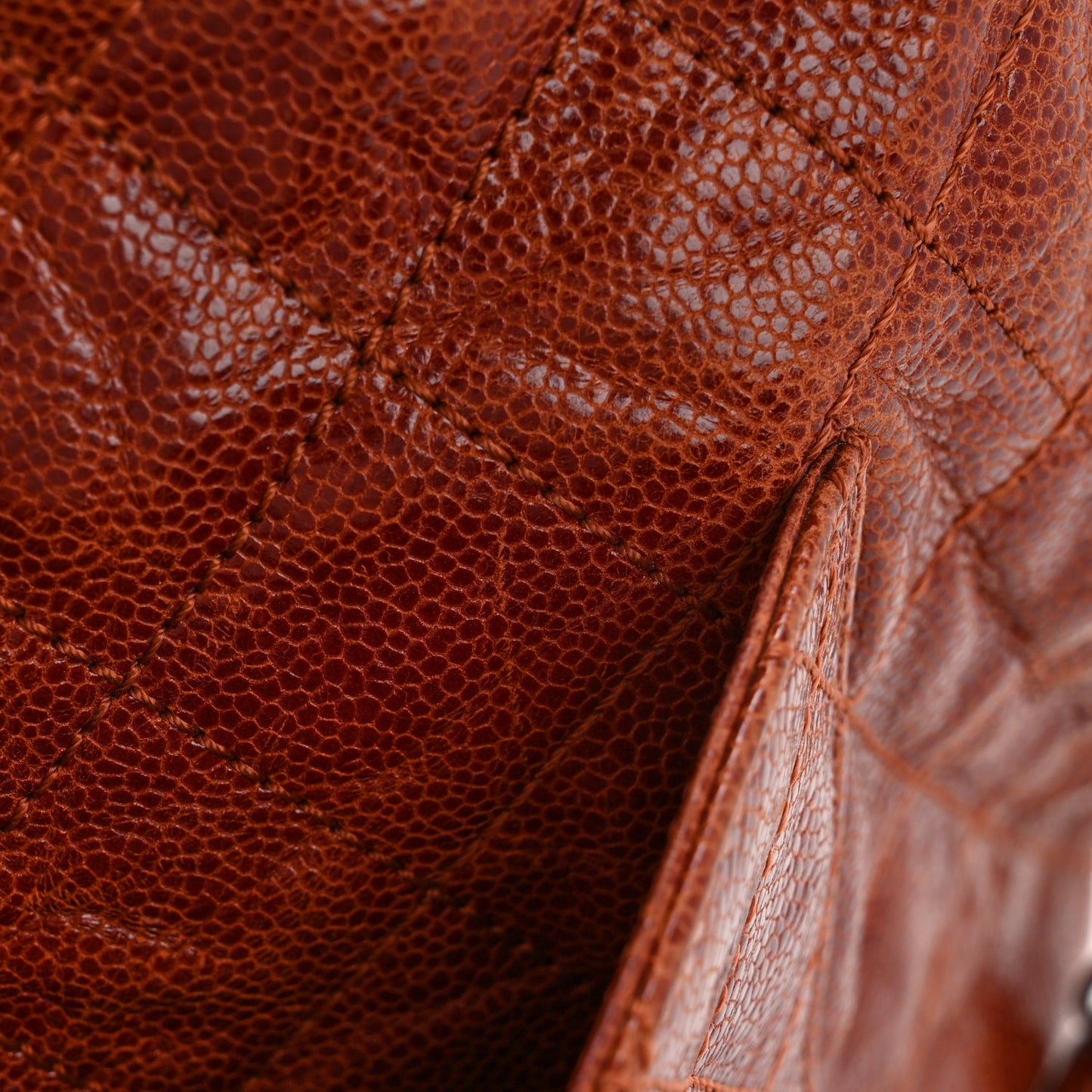 Crumpled Caviar Quilted Maxi Elastic Flap Light Brown