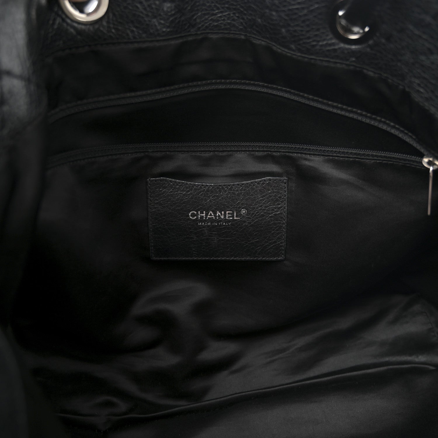 Chanel Glazed Calfskin Large On The Road Tote Black 7 of 13