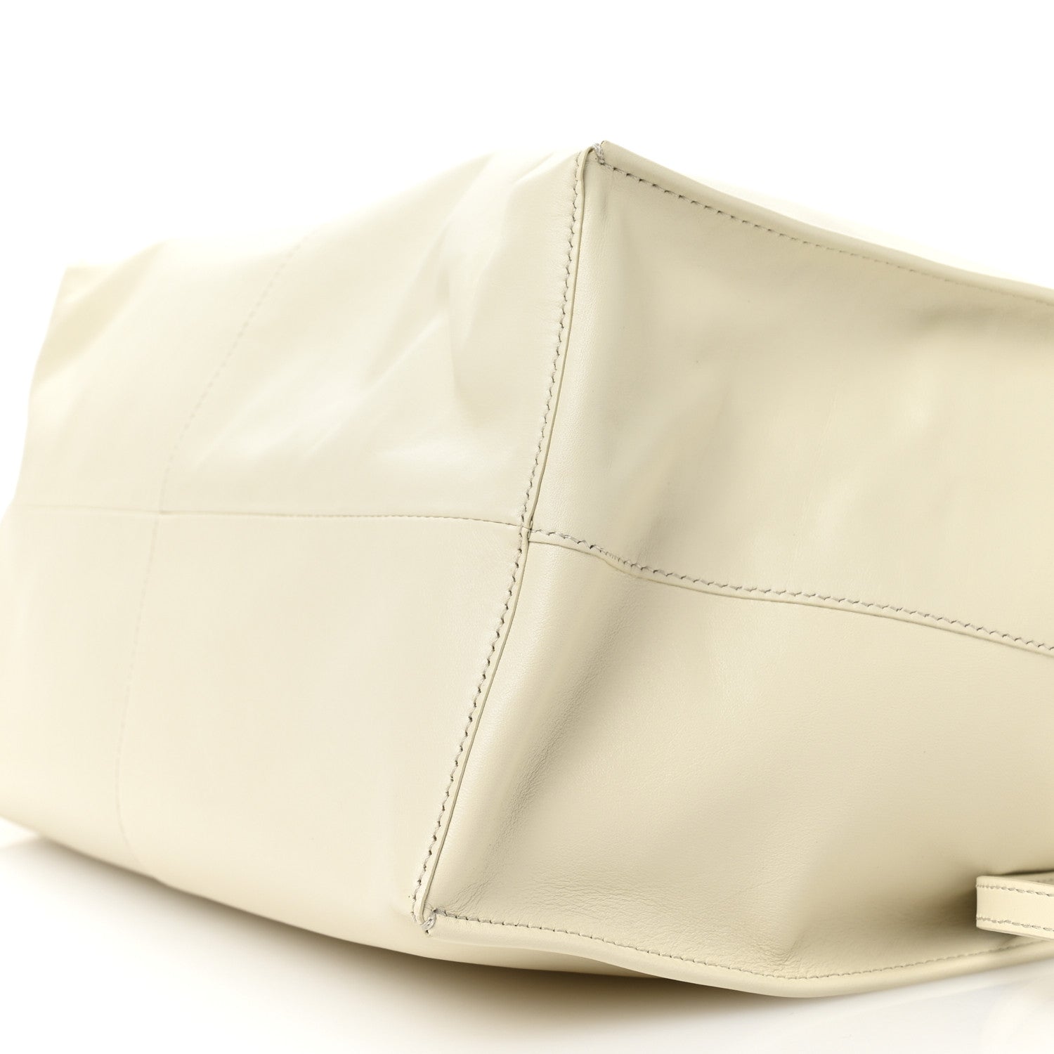 The Row Nappa Aspen Clutch Perle 9 of 9