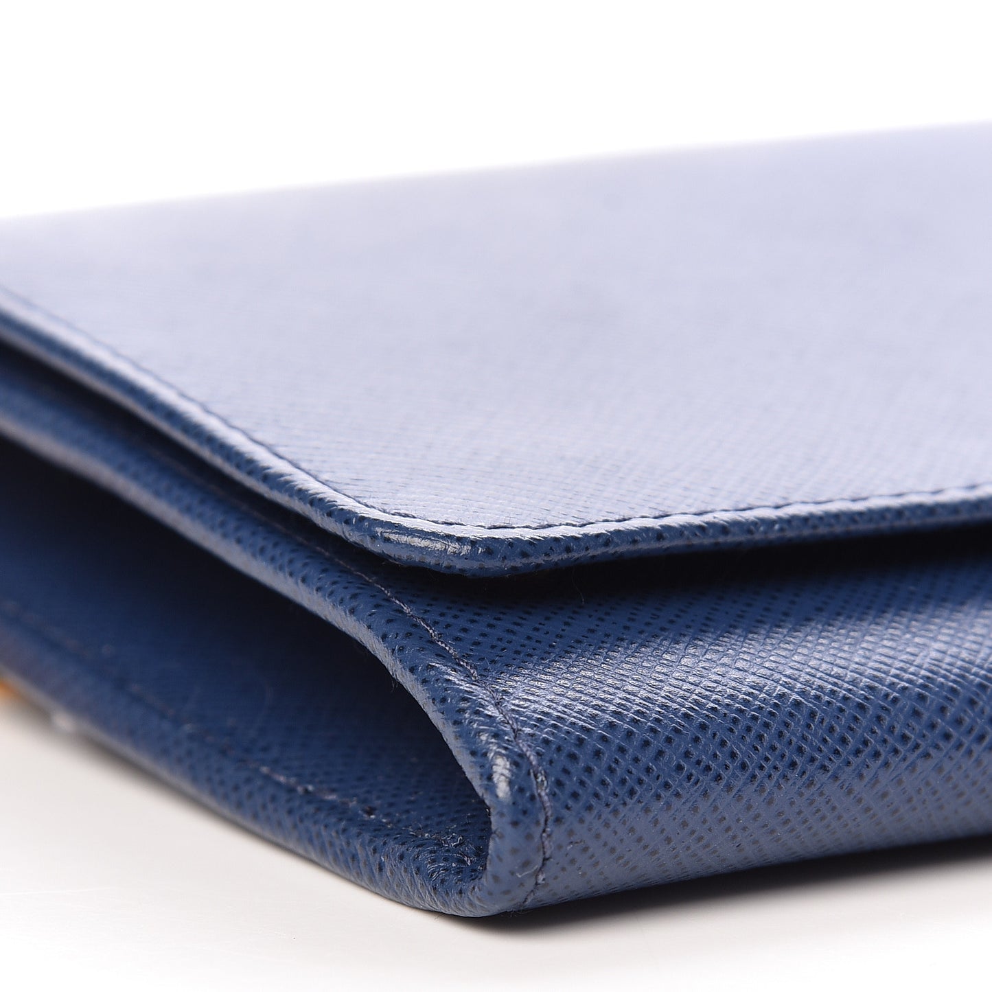 Saffiano Metal Oro Chain Wallet Bleuette