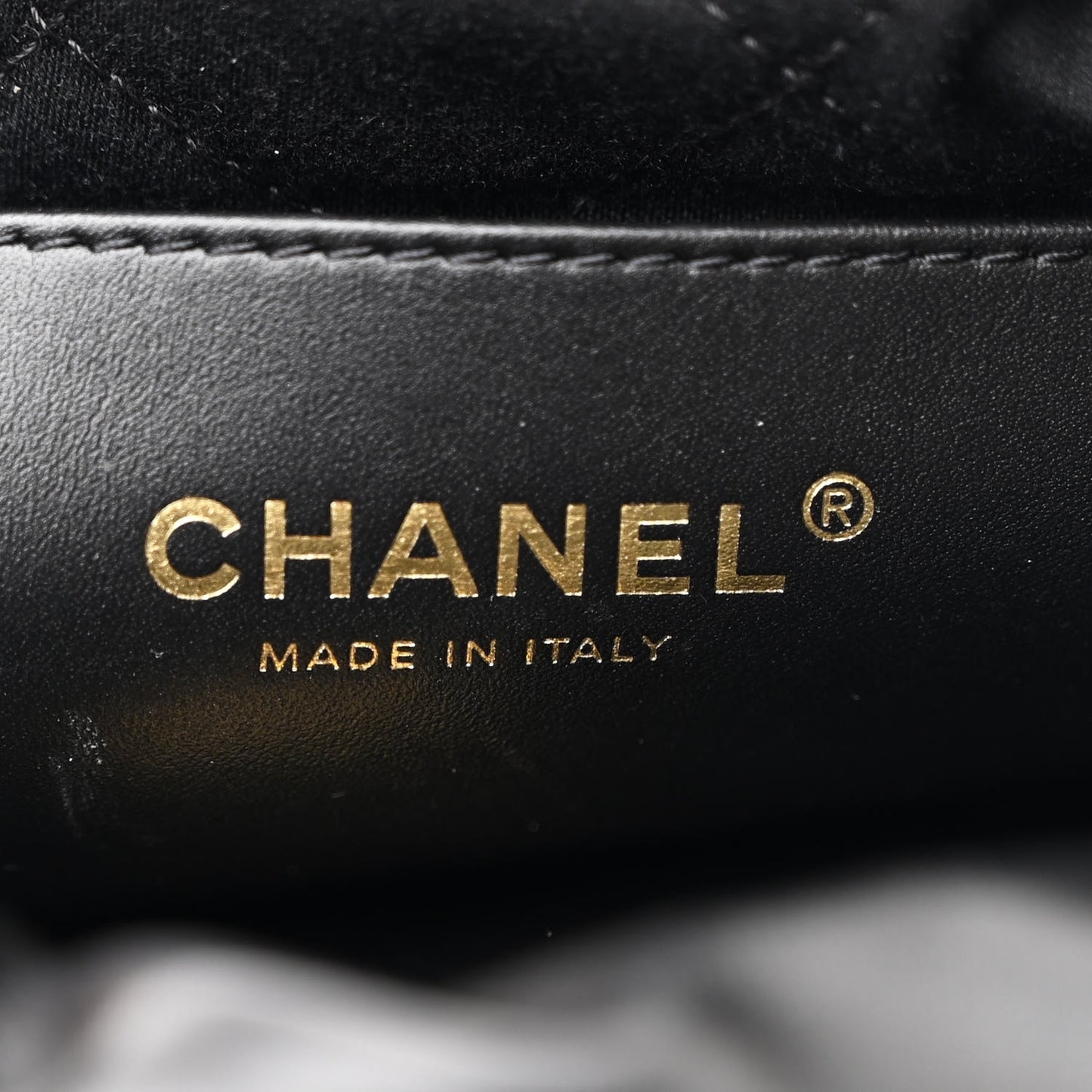 Shiny Calfskin Quilted Mini Chanel 22 Black