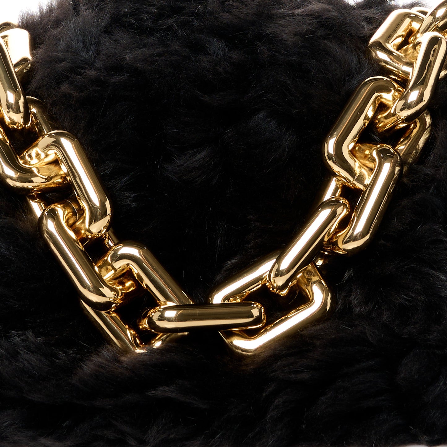 Shearling Lambskin The Pouch Chain Black