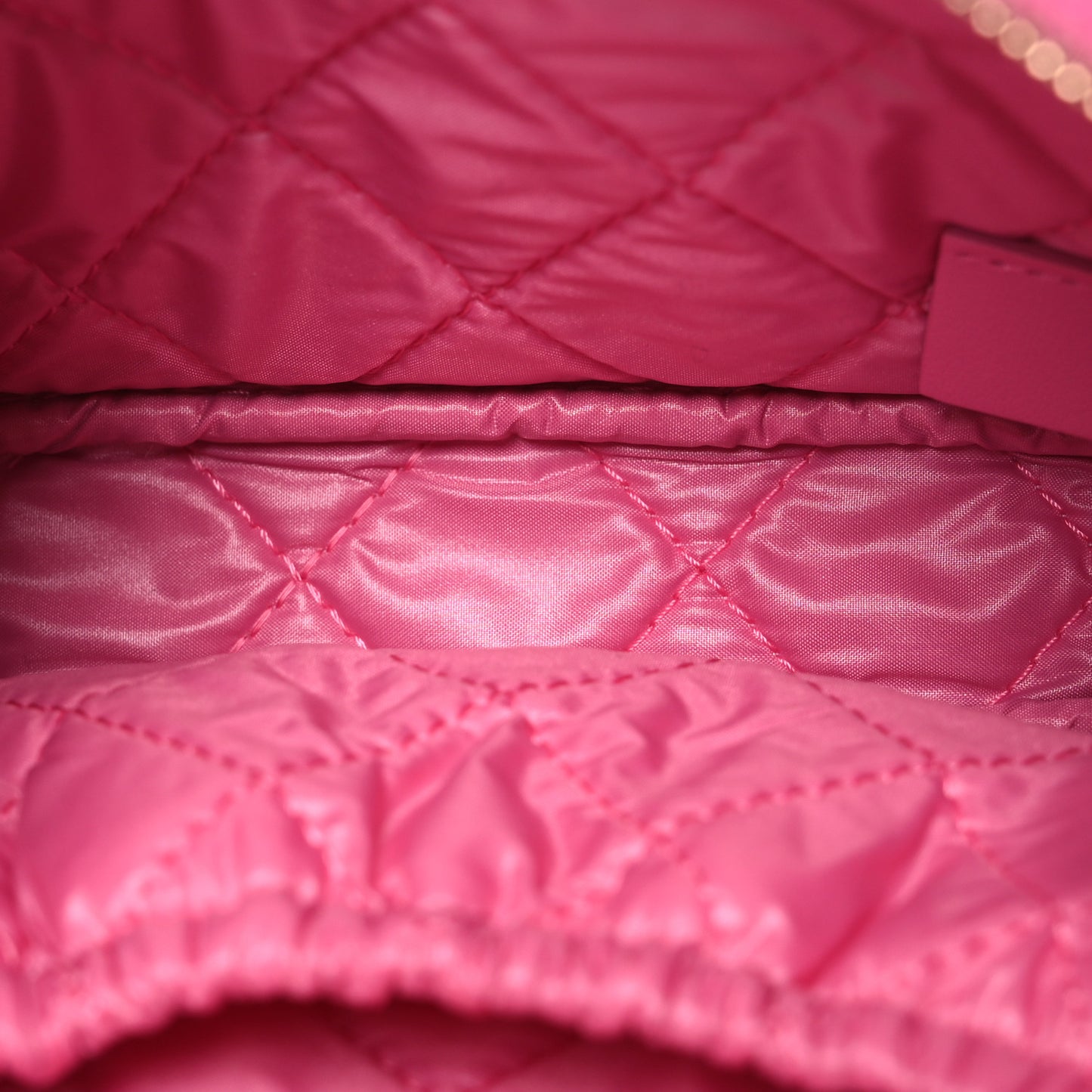 Caviar Quilted Small Curvy Pouch Cosmetic Case Pink