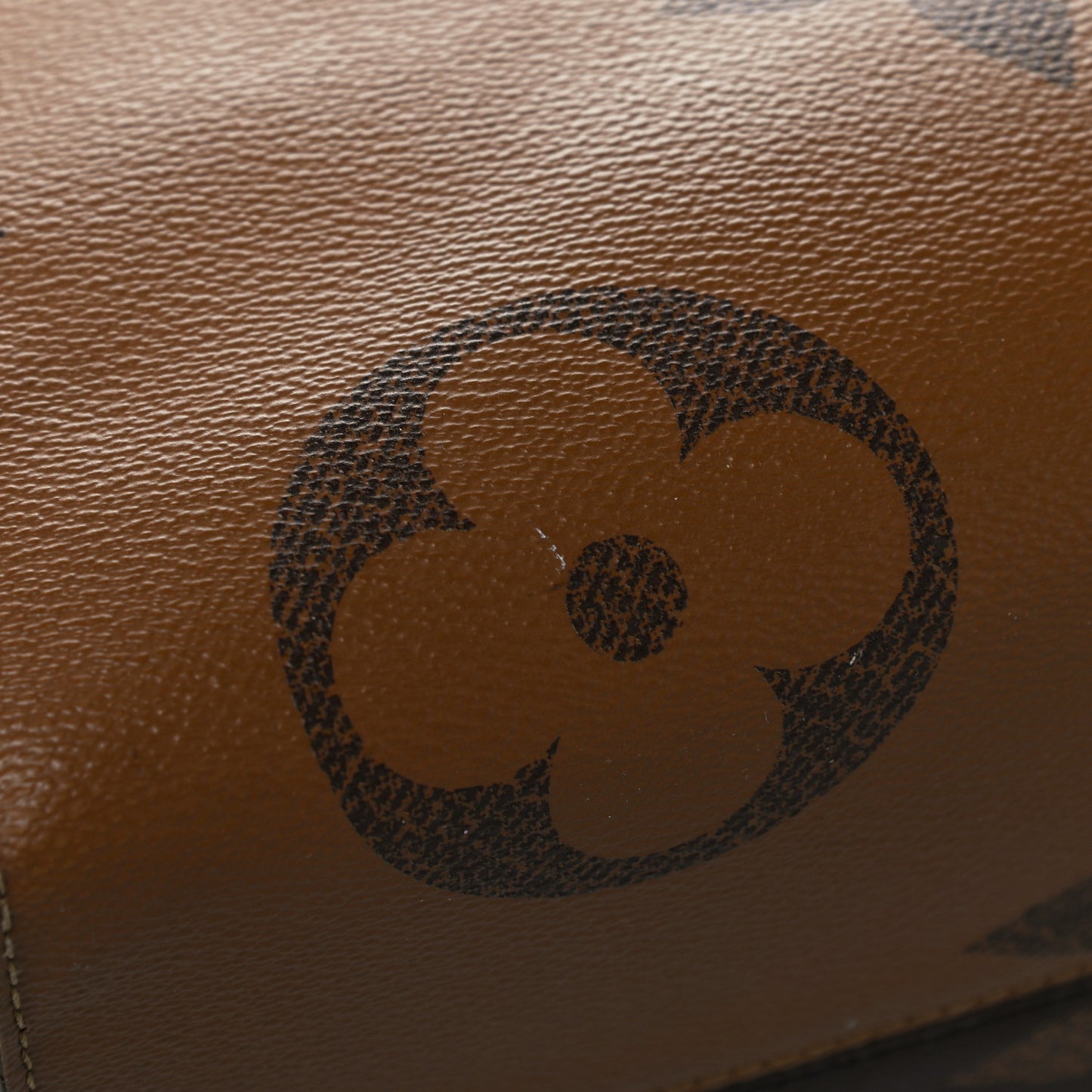 Reverse Monogram Giant Onthego GM