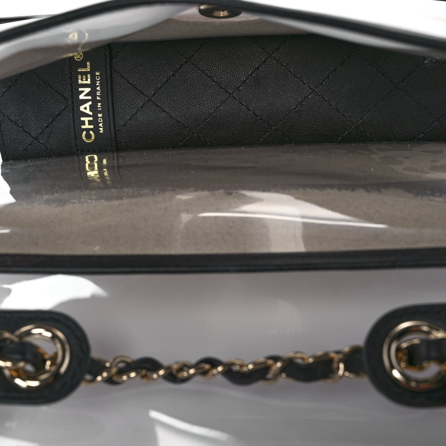 Lambskin PVC Medium Coco Sand Flap Black