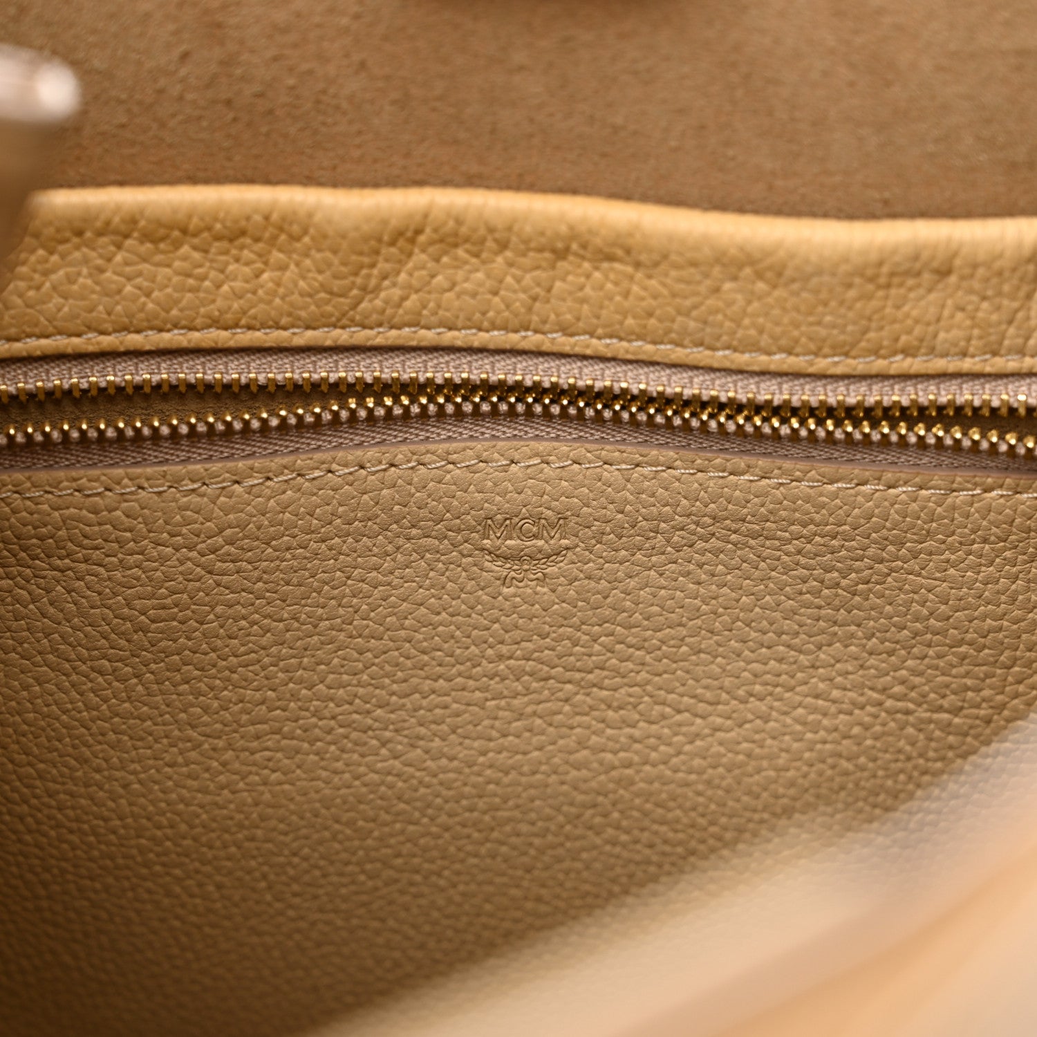 MCM Grained Calfskin Visetos Medium Sarah Hobo Latte Beige 6 of 13
