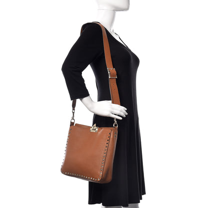 Valentino Garavani Pebbled Calfskin Large Rockstud Flip-Lock Messenger Bag Light Cuir 2 of 10