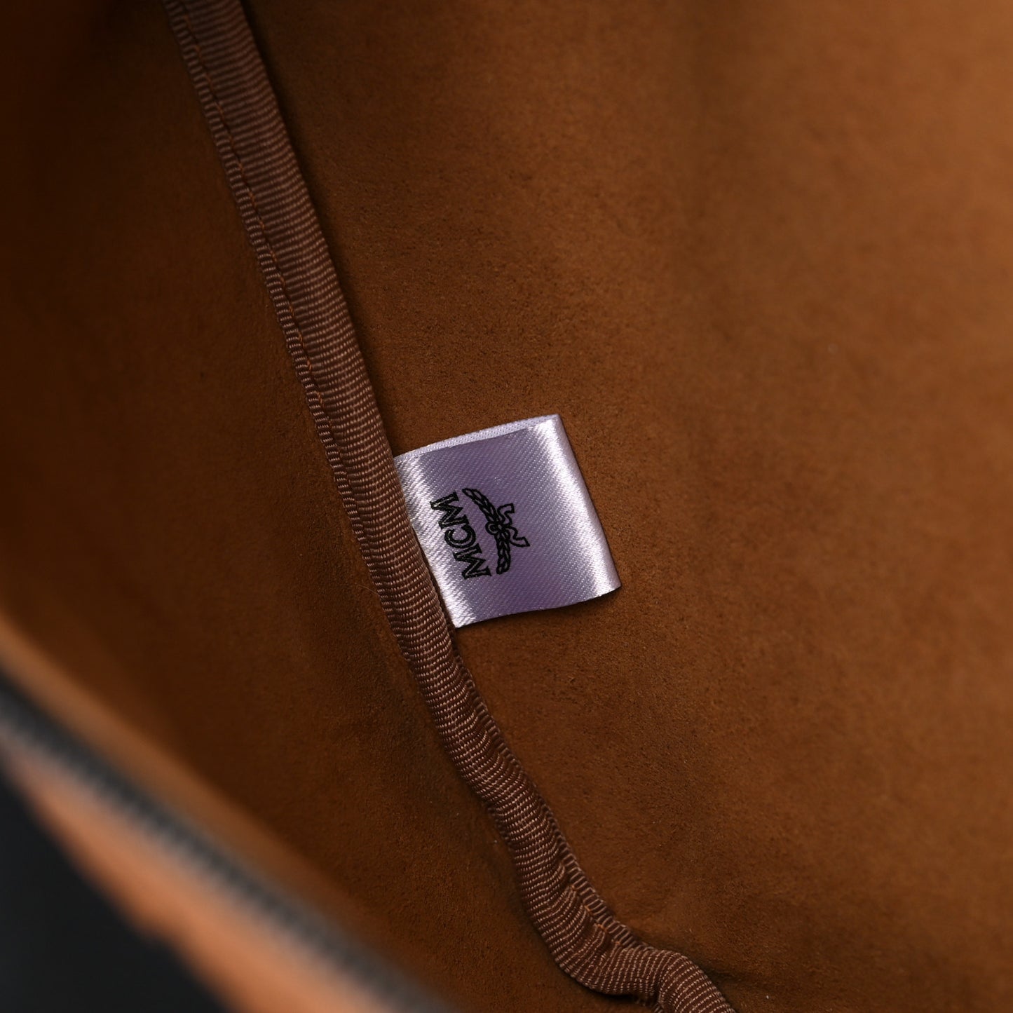 Visetos Medium Belt Bag Cognac Black