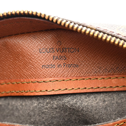 Louis Vuitton Monogram Blois 6 of 9