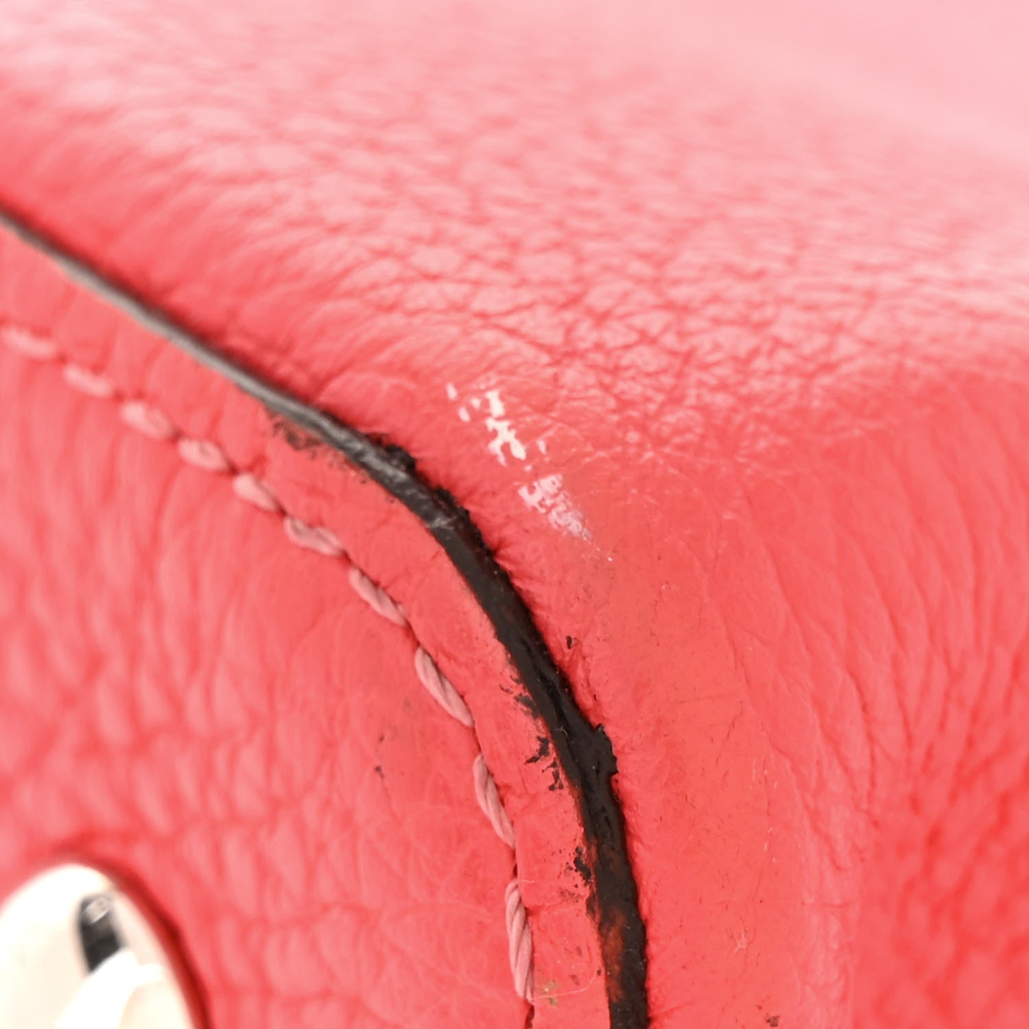 Louis Vuitton Taurillon Capucines MM Rose Litchi 15 of 17