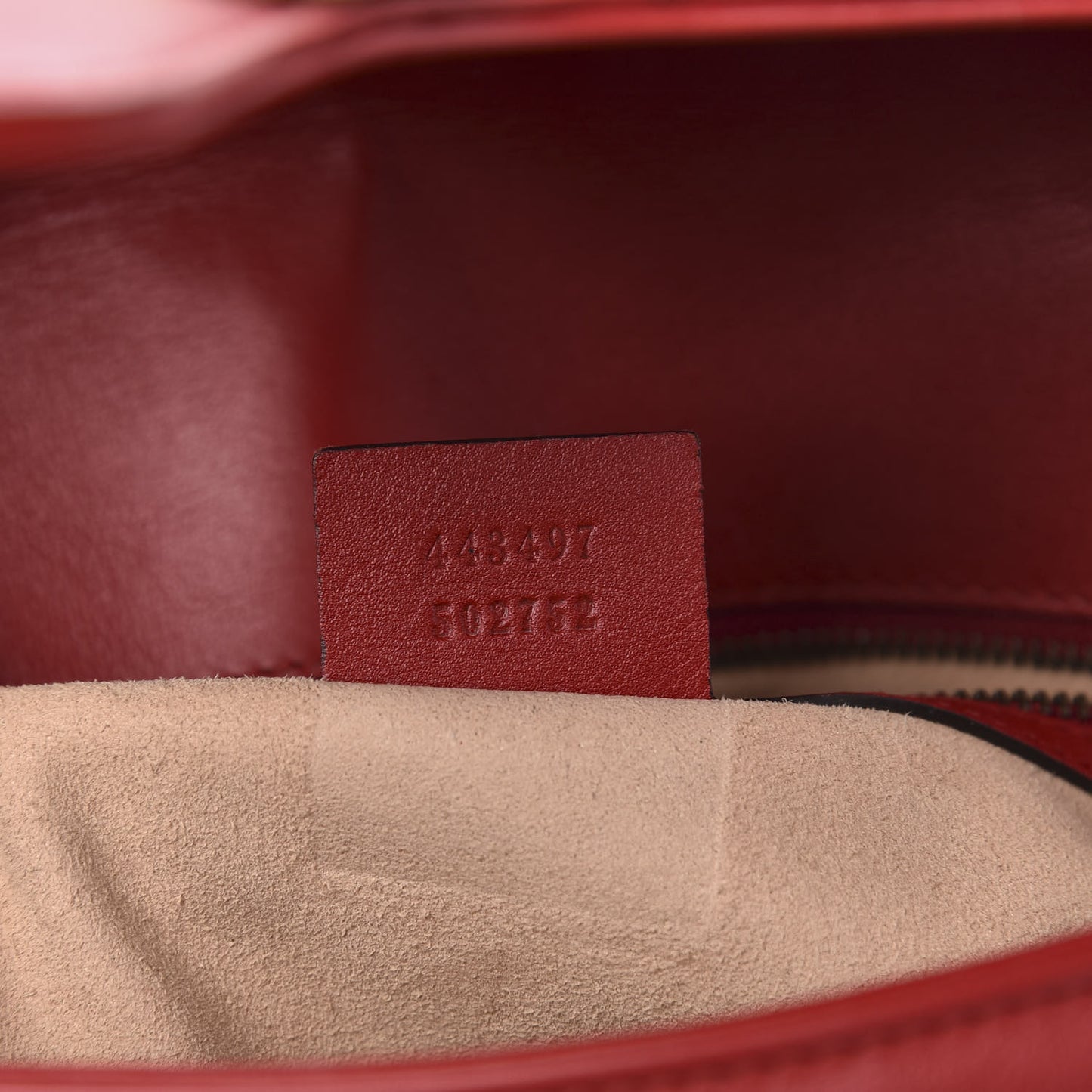 Calfskin Matelasse Small GG Marmont Shoulder Bag Hibiscus Red