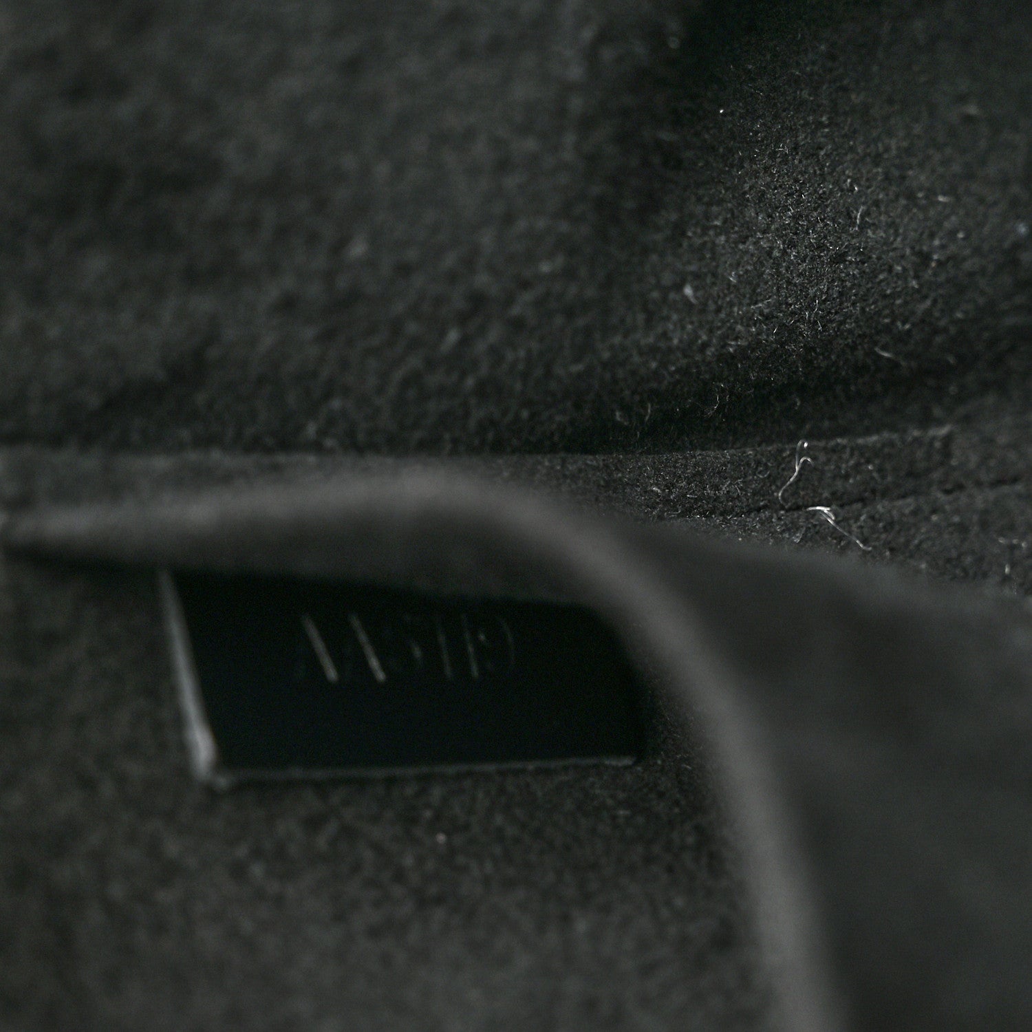 Louis Vuitton Reverse Monogram Vanity PM 7 of 14