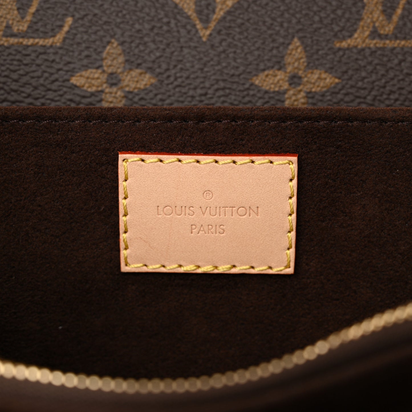 Monogram Pochette Metis East West