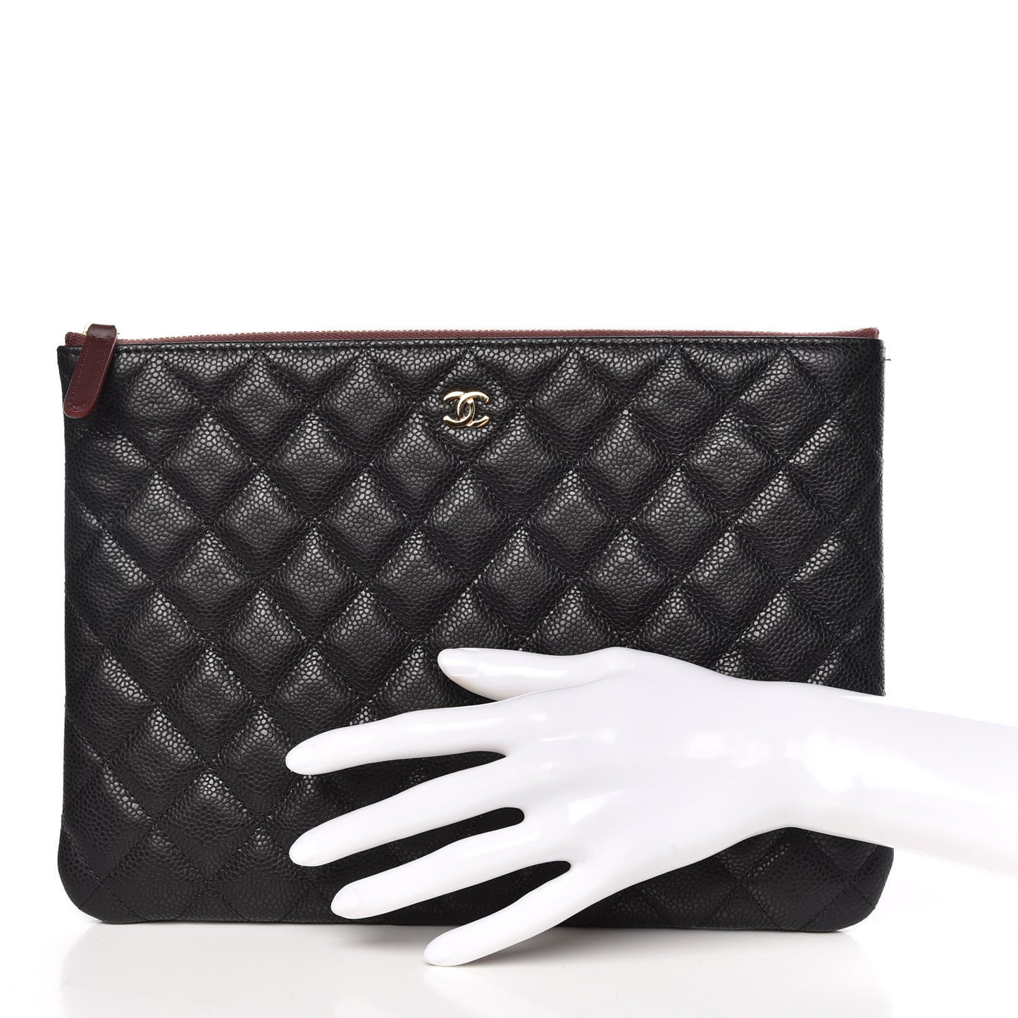 Caviar Quilted Medium Cosmetic Case Black