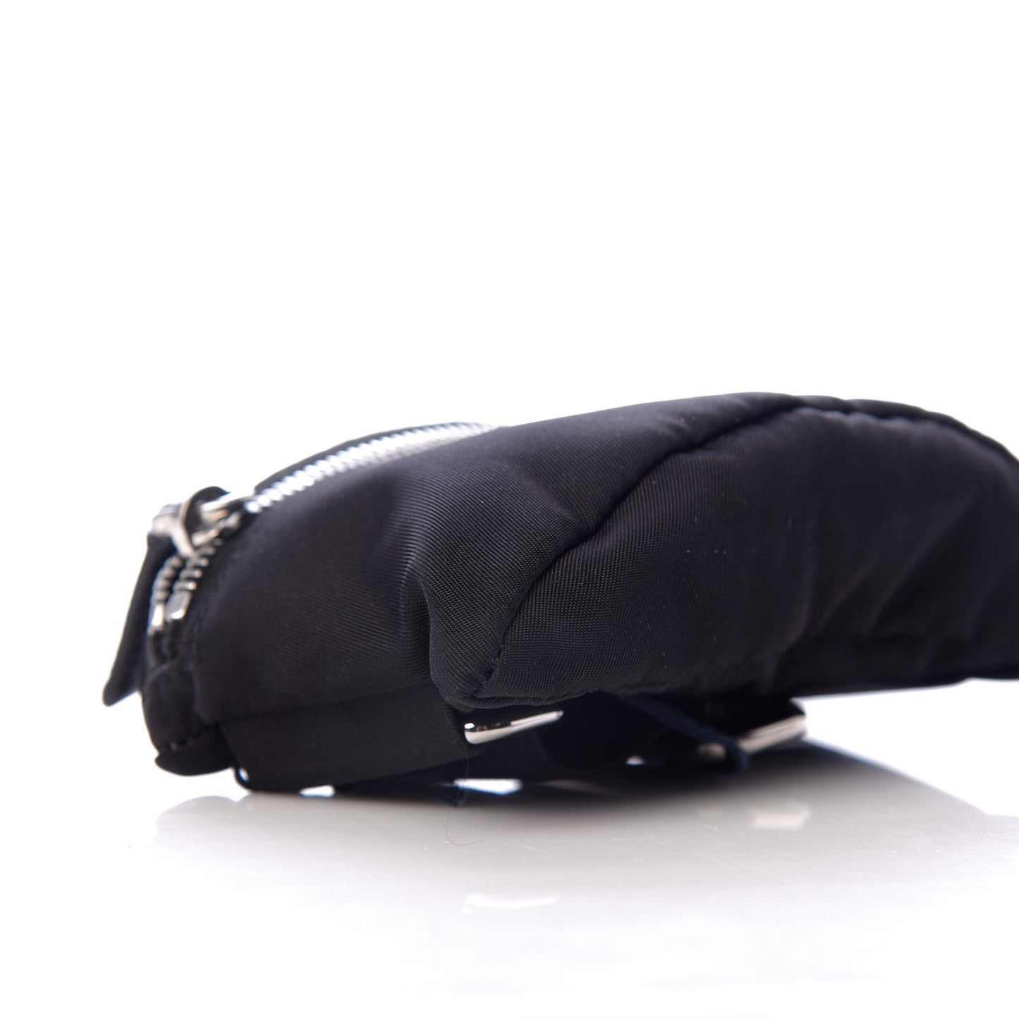 Tessuto Nylon Wrist Pouch Black