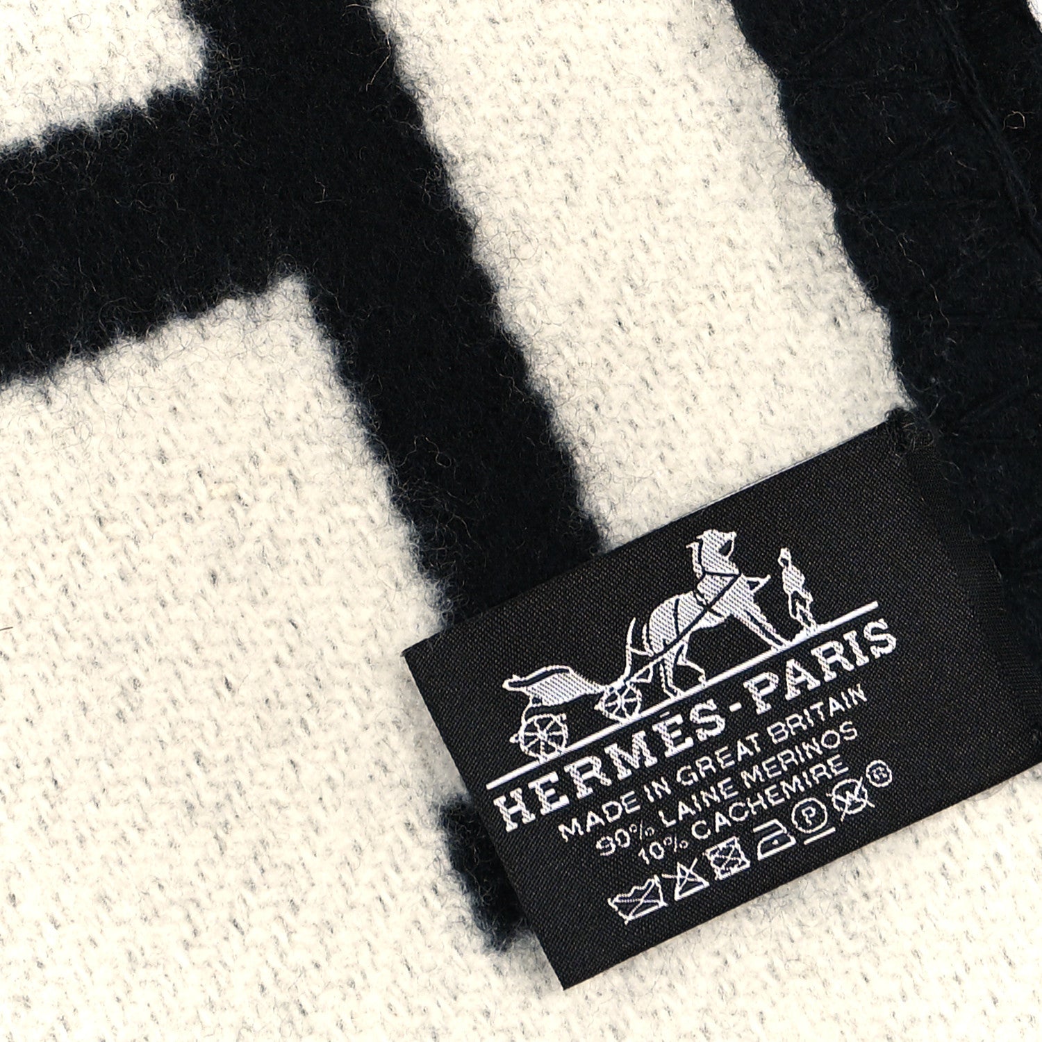 Hermes Wool Cashmere Avalon III Blanket Ecru Black 4 of 4