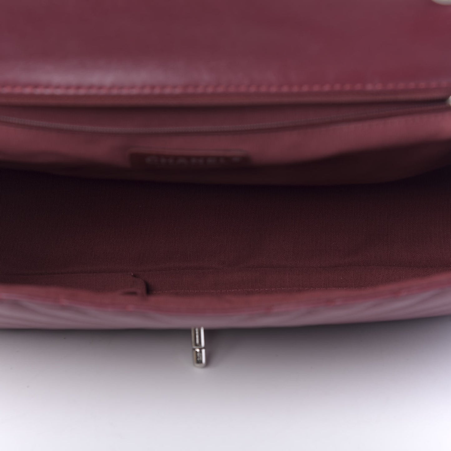 Lambskin Chevron Quilted Large Surpique Flap Dark Red