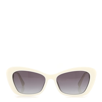 Chanel Acetate Pearl Cat Eye CC Sunglasses 5481-H-A White 2 of 8