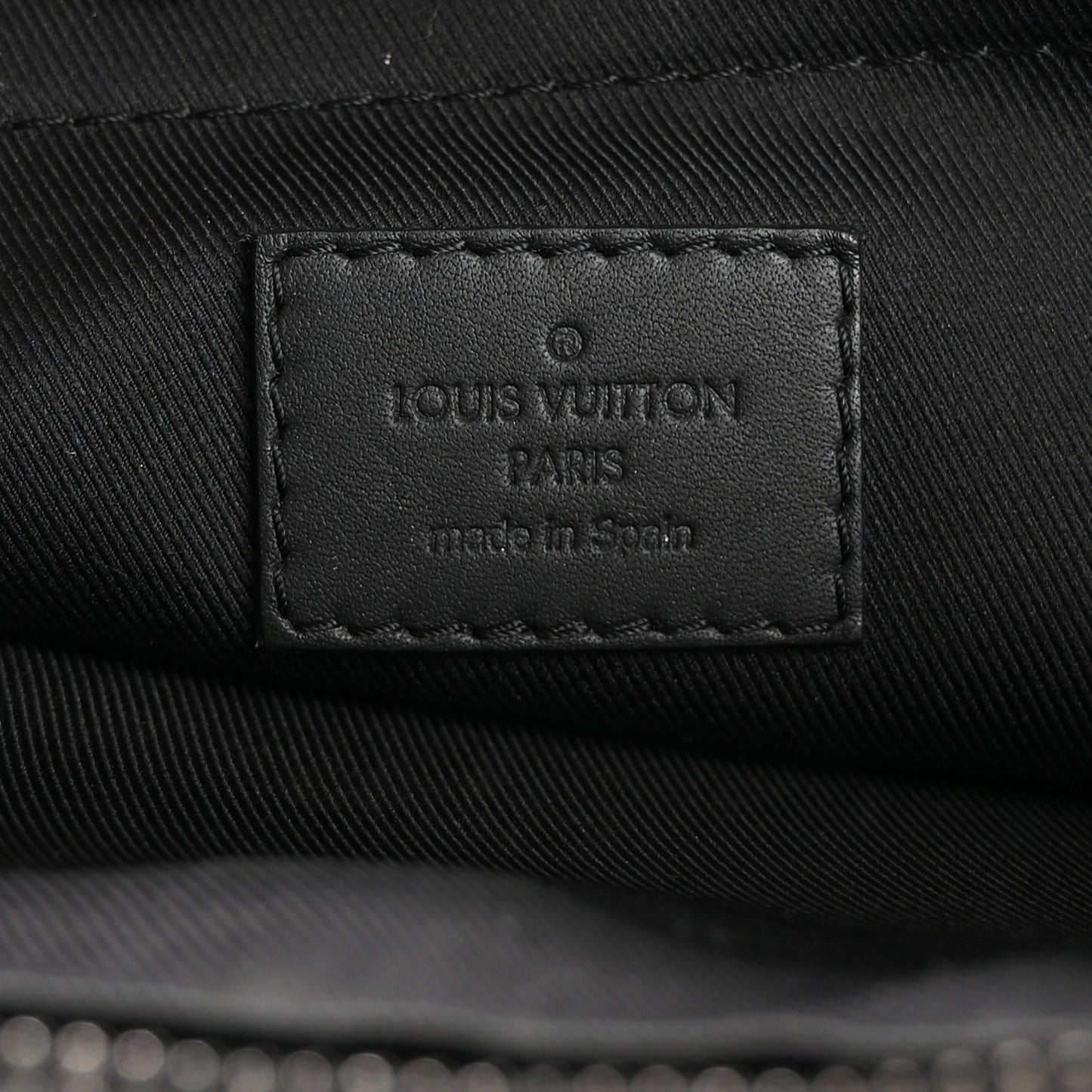 Calfskin Monogram Shadow Discovery Pochette Black