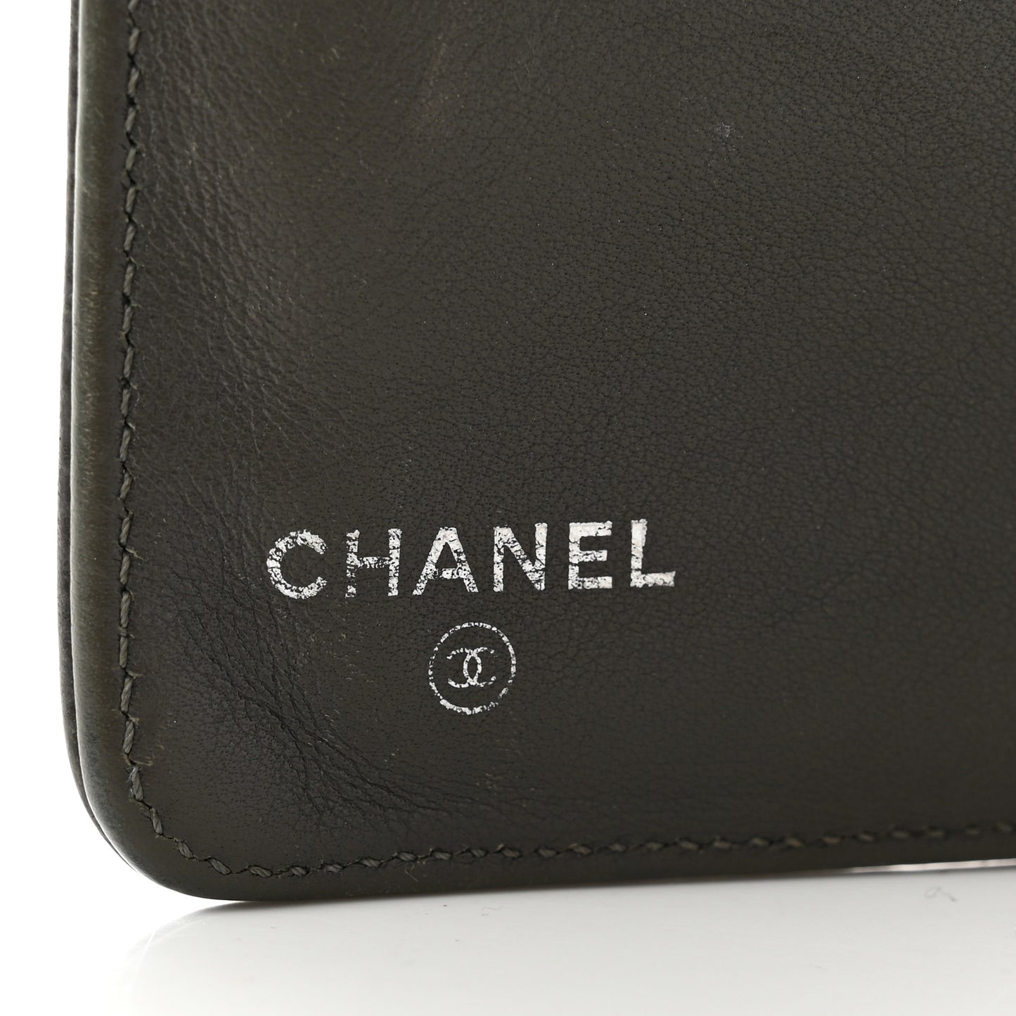 Caviar Timeless CC Zipped Pocket Wallet Grey