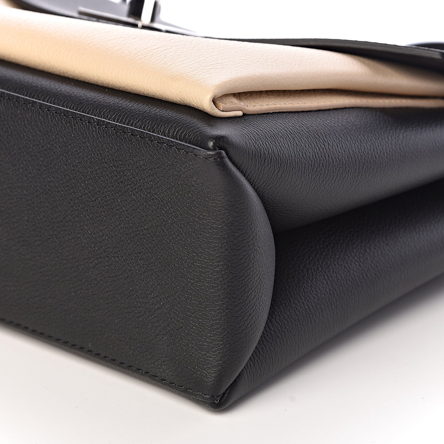 Soft Calfskin My Lockme Top Handle Vanille Black