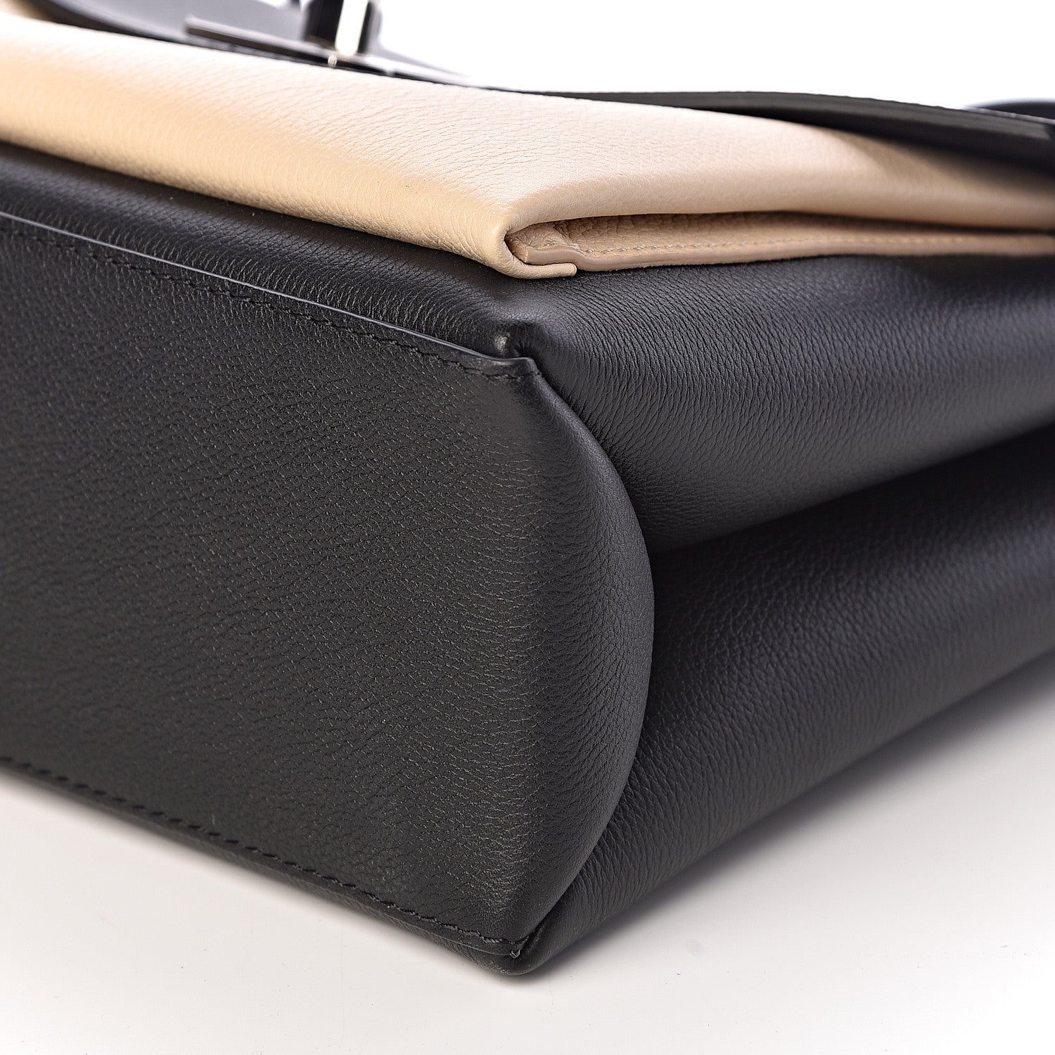 Louis Vuitton Soft Calfskin My Lockme Top Handle Vanille Black 9 of 10