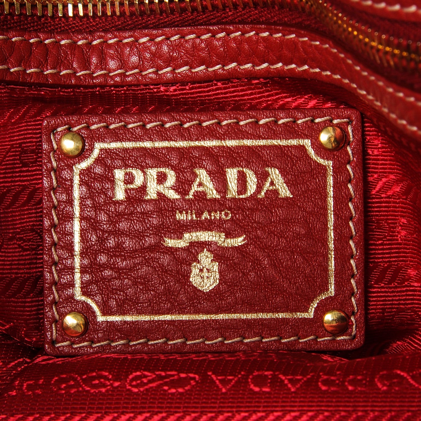 Vitello Daino Tote Rosso