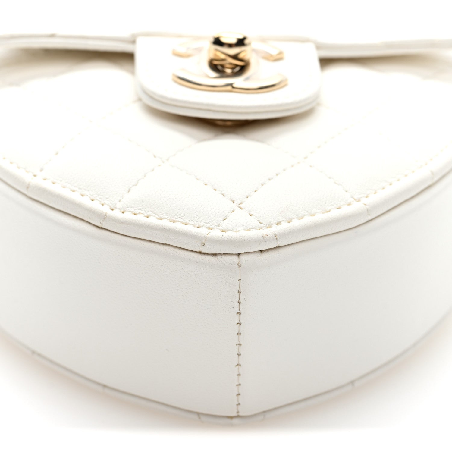 Chanel Lambskin Quilted CC In Love Heart Clutch With Chain White 8 of 9