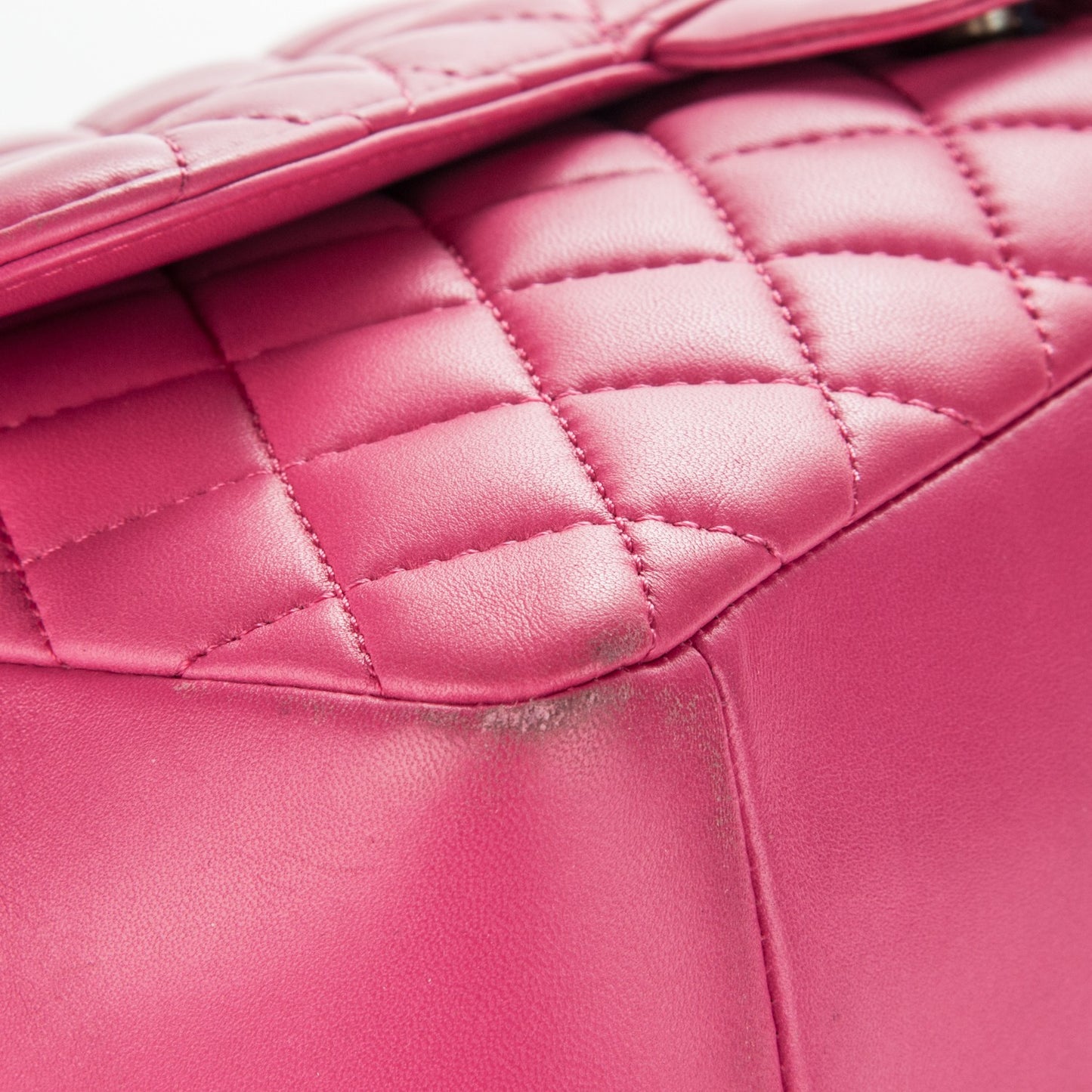 Lambskin Quilted Jumbo Mademoiselle Chic Flap Fuchsia
