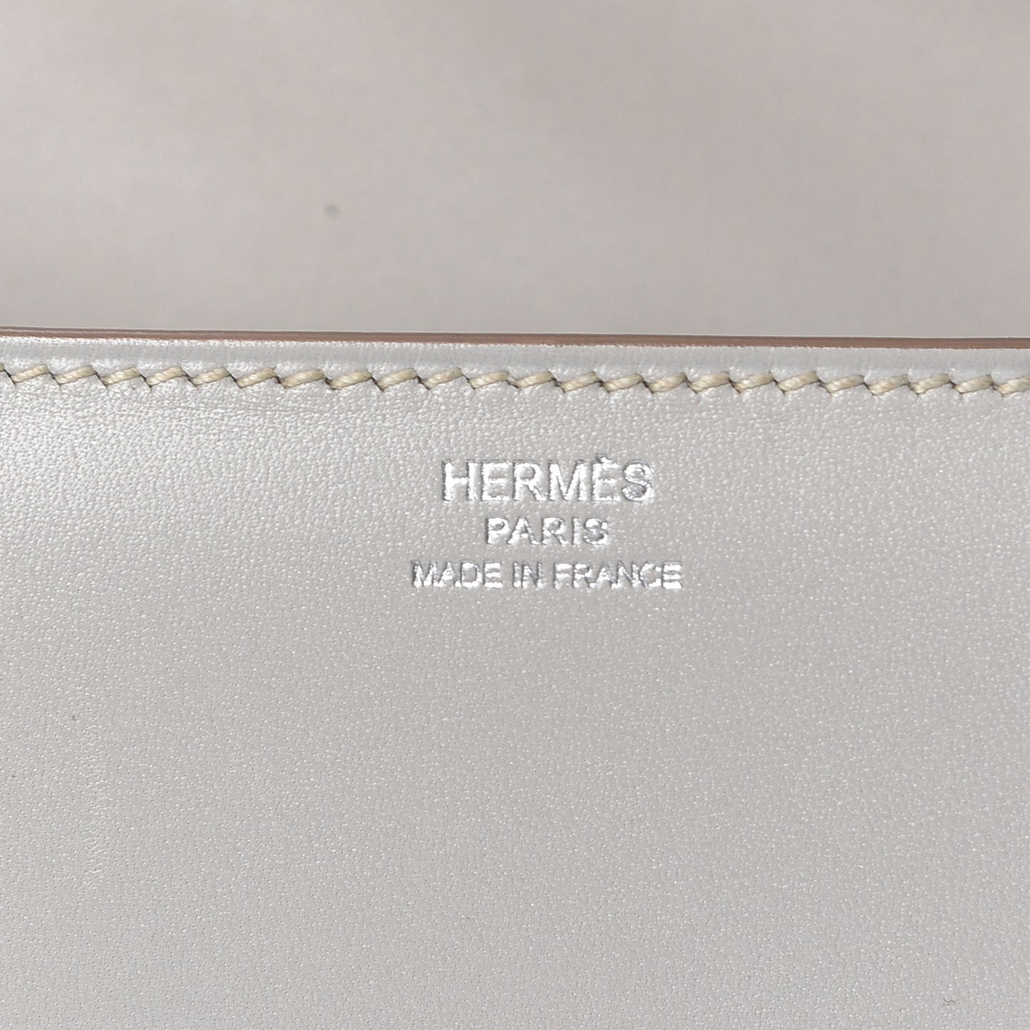 Tadelakt Egee Clutch Gris Perle