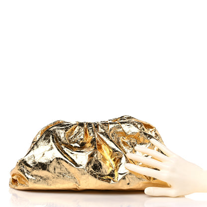 Bottega Veneta Metallic Crinkled Lambskin The Pouch Oversized Clutch Oro 2 of 9
