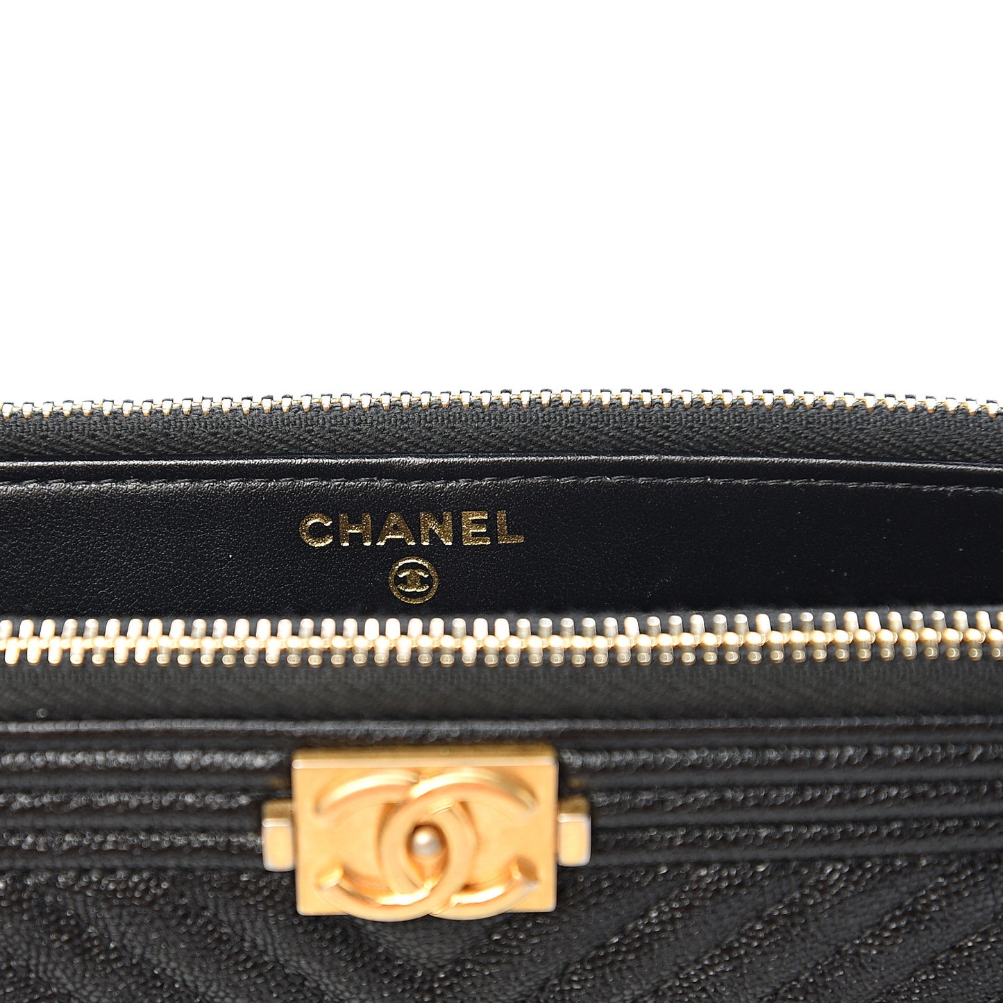 Caviar Chevron Small Boy Clutch With Chain Black