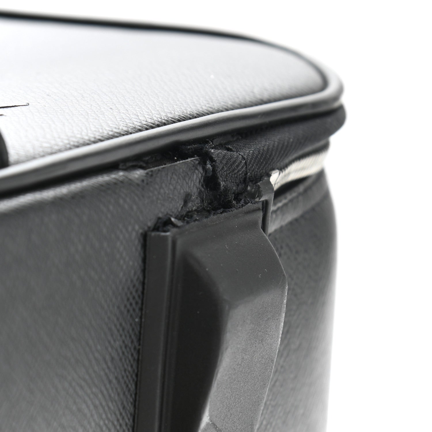 Louis Vuitton Taiga Pegase 60 Ardoise 31 of 33